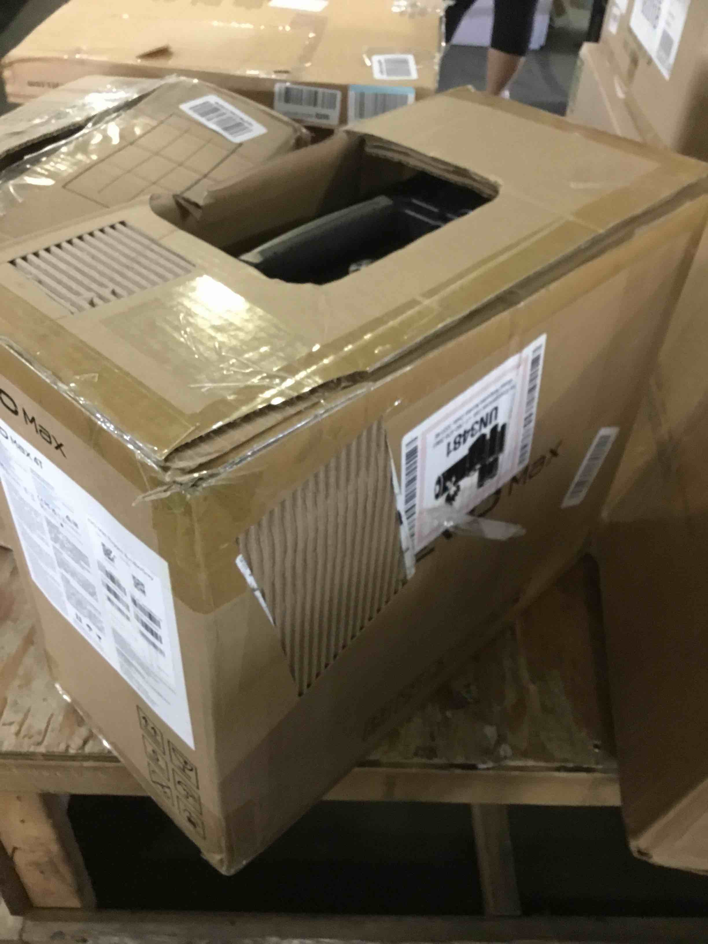https://s3.amazonaws.com/lotting-images-prod/bidfta/BLU5239923_1693921489521.jpeg