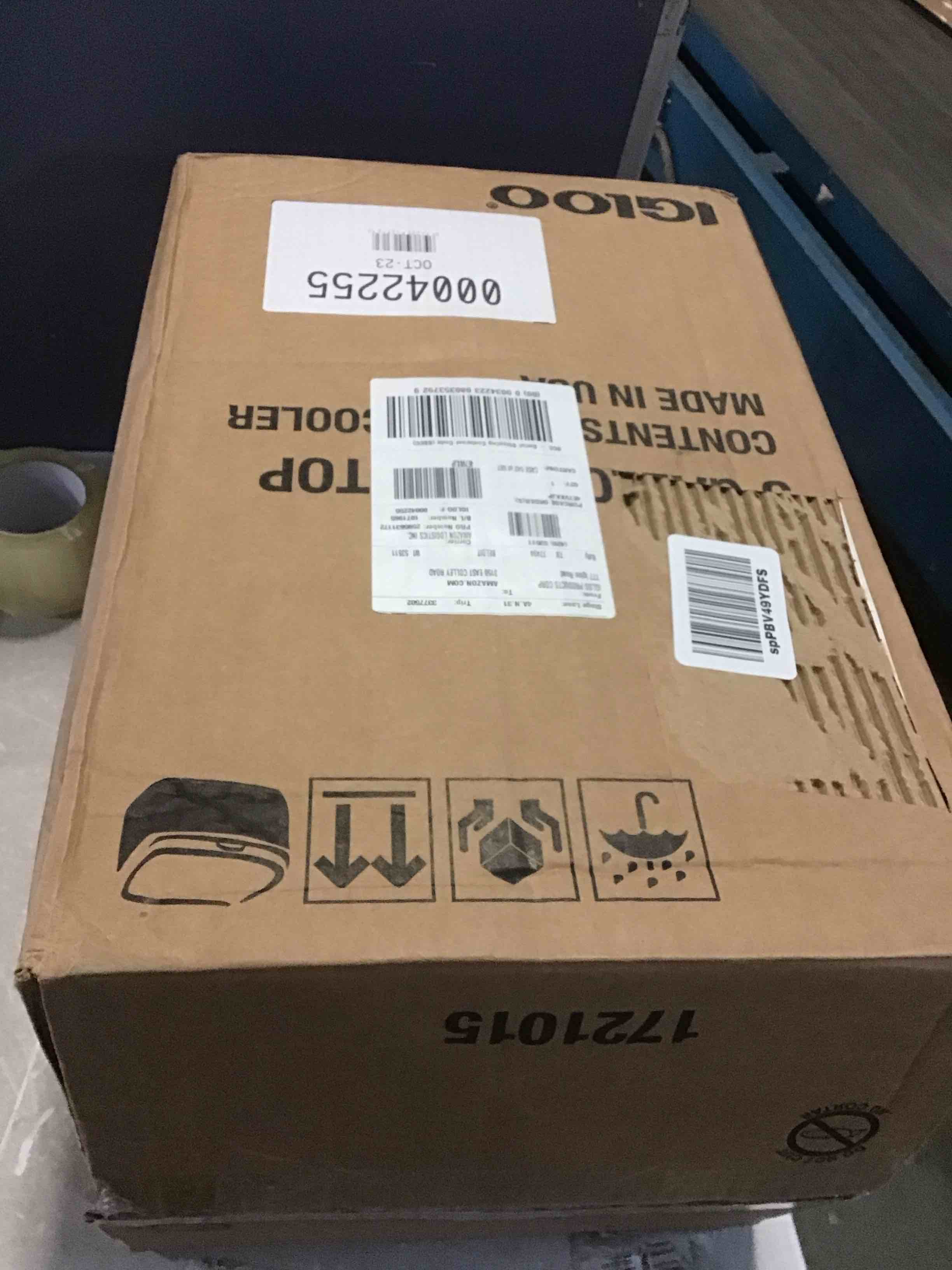 https://s3.amazonaws.com/lotting-images-prod/bidfta/BLU5253294_1701803619339.jpeg