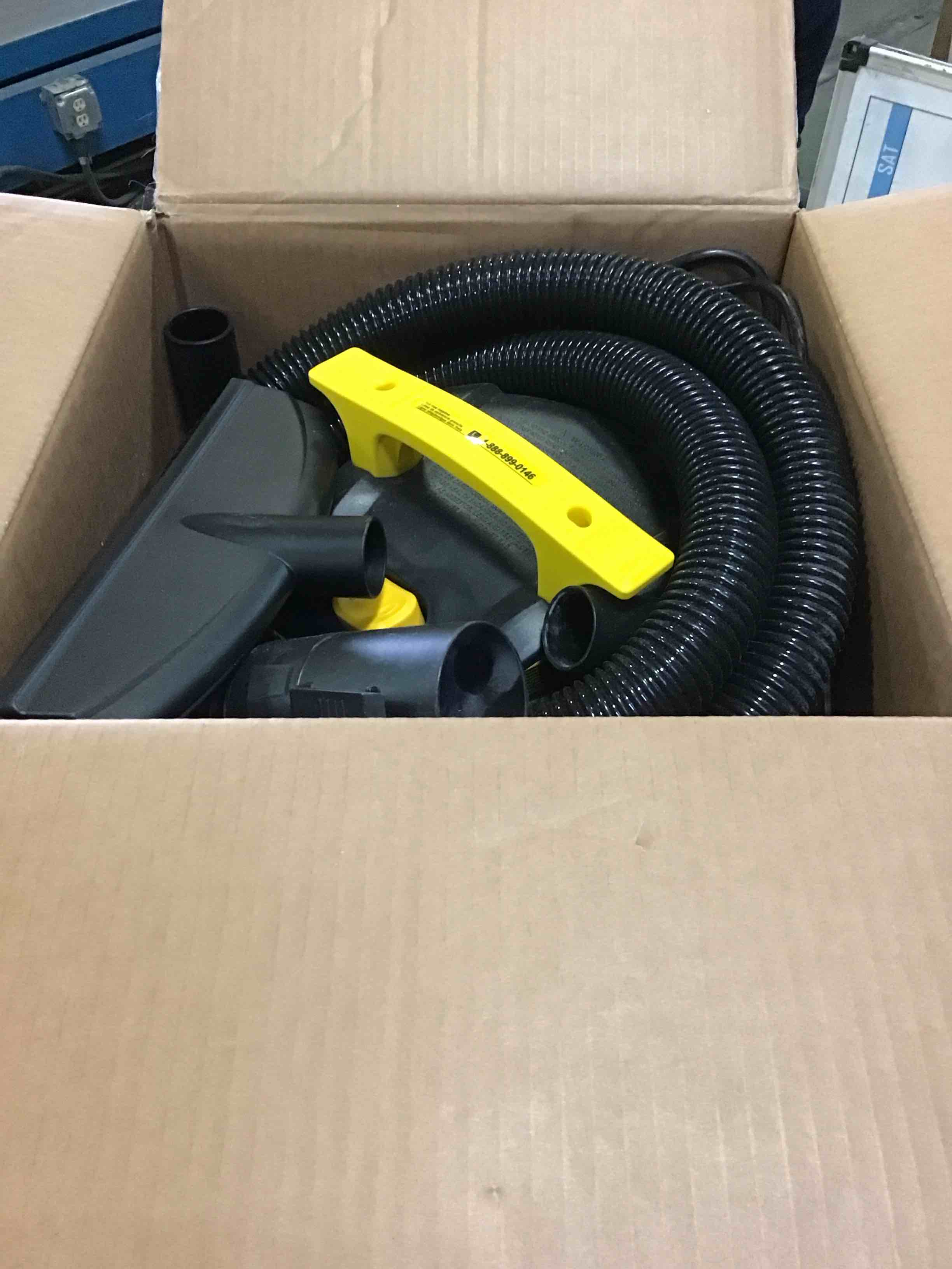 https://s3.amazonaws.com/lotting-images-prod/bidfta/BLU5253444_1700853028480.jpeg