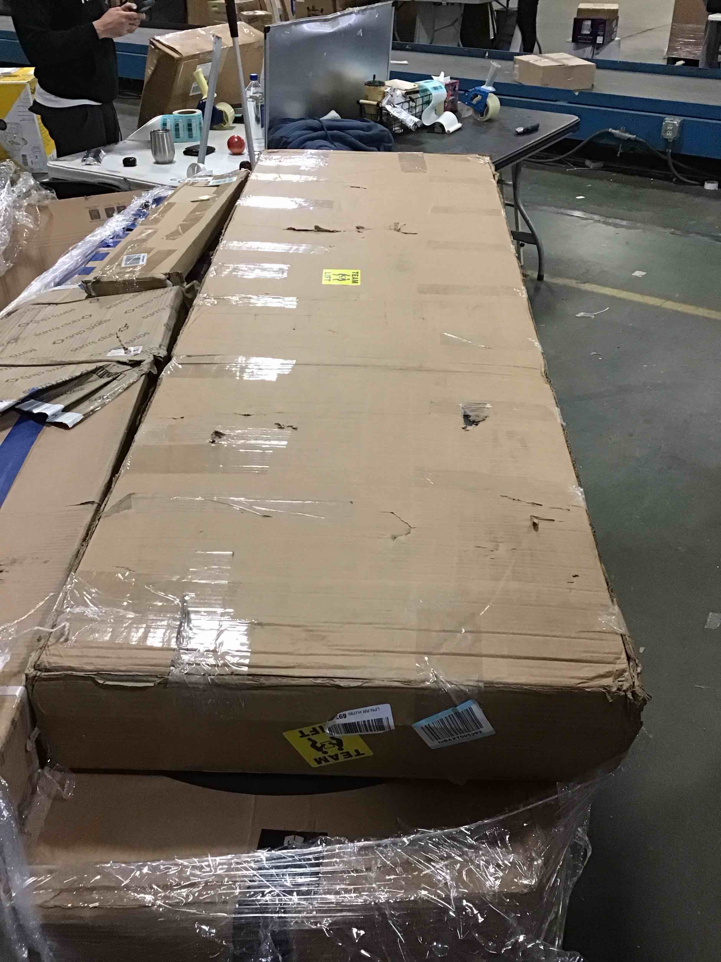 https://s3.amazonaws.com/lotting-images-prod/bidfta/BLU5253503_1701091958118.jpeg