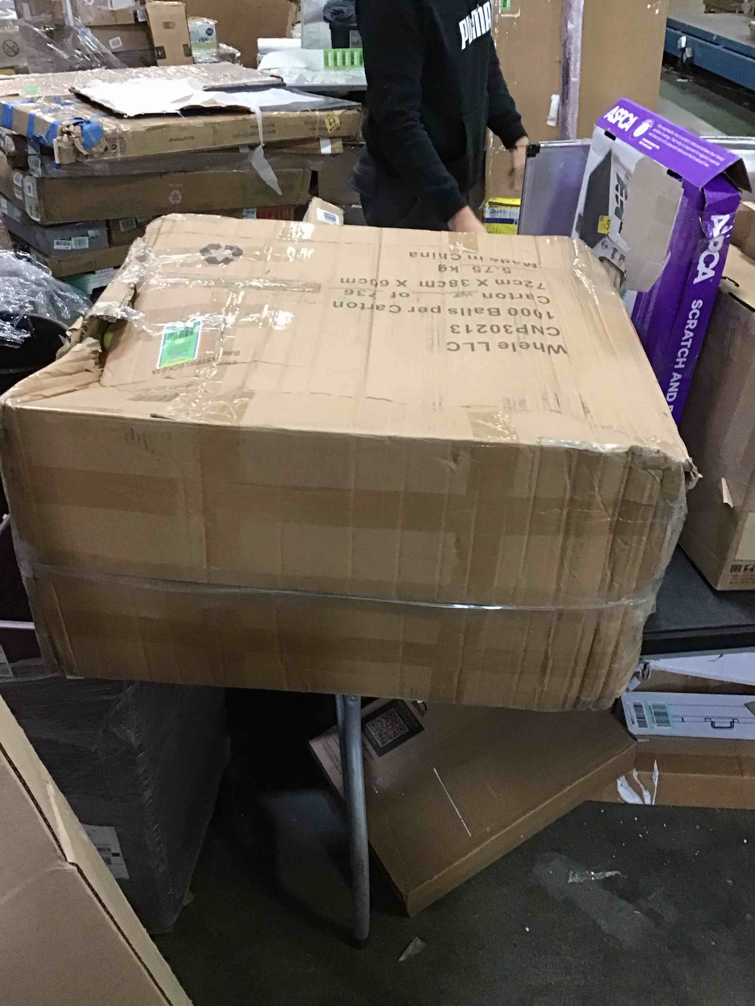 https://s3.amazonaws.com/lotting-images-prod/bidfta/BLU5253607_1701109293766.jpeg