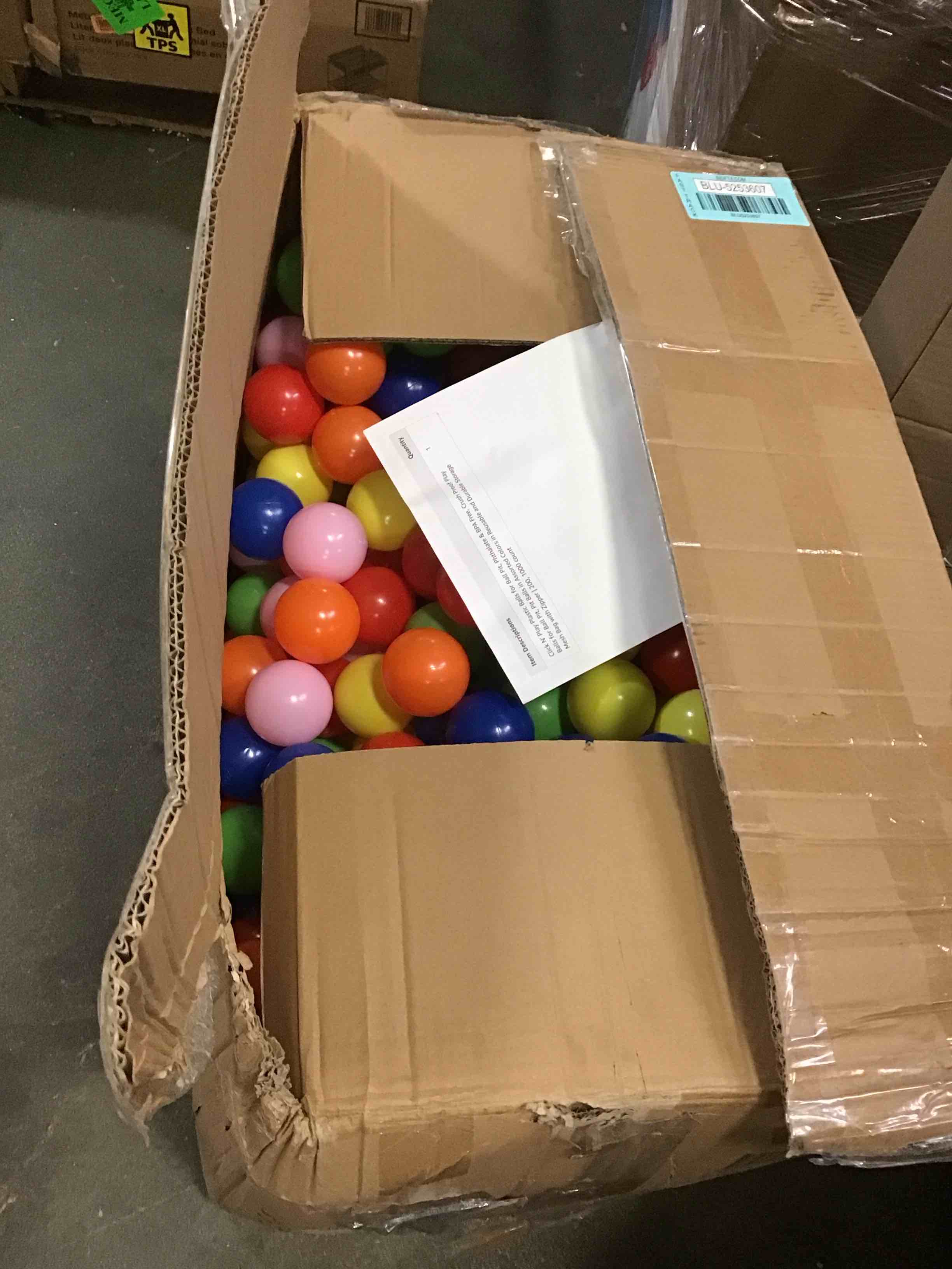 https://s3.amazonaws.com/lotting-images-prod/bidfta/BLU5253607_1701109361888.jpeg
