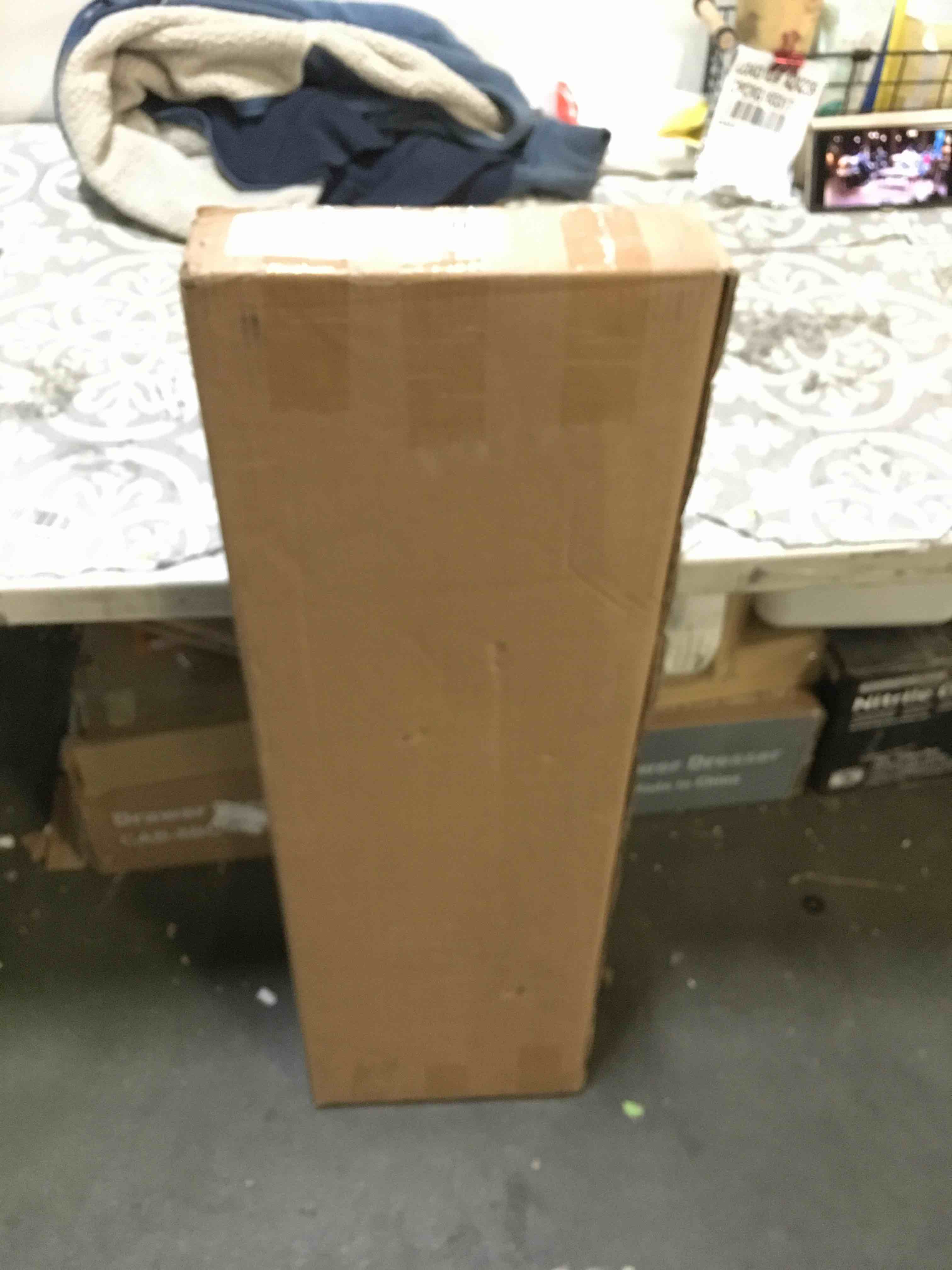 https://s3.amazonaws.com/lotting-images-prod/bidfta/BLU5254731_1701794182723.jpeg