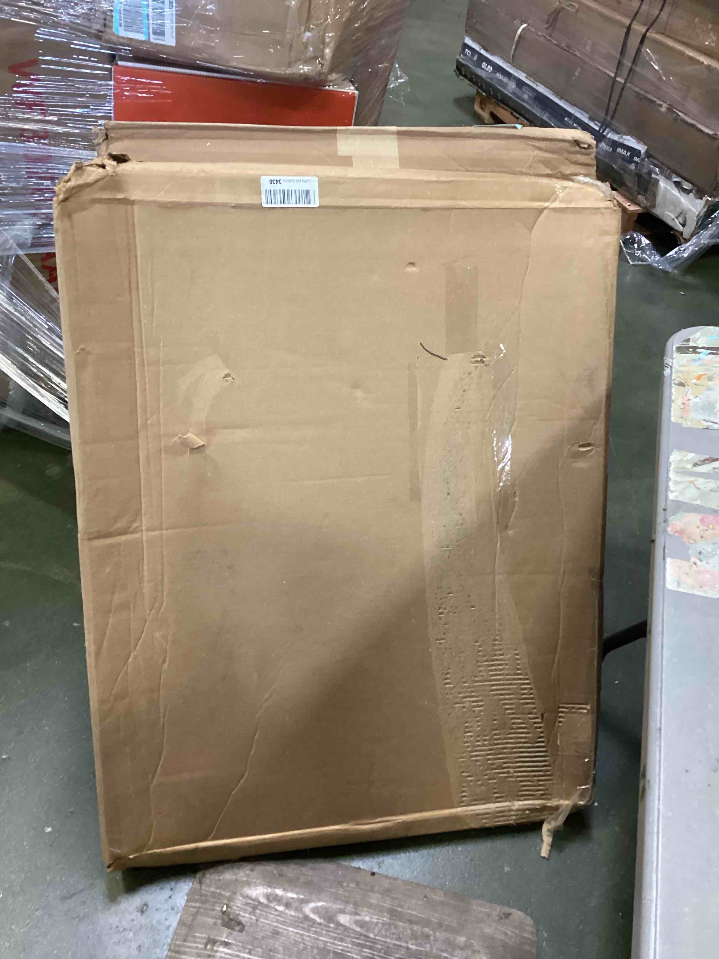 https://s3.amazonaws.com/lotting-images-prod/bidfta/BLU5254926_1702999576637.jpeg