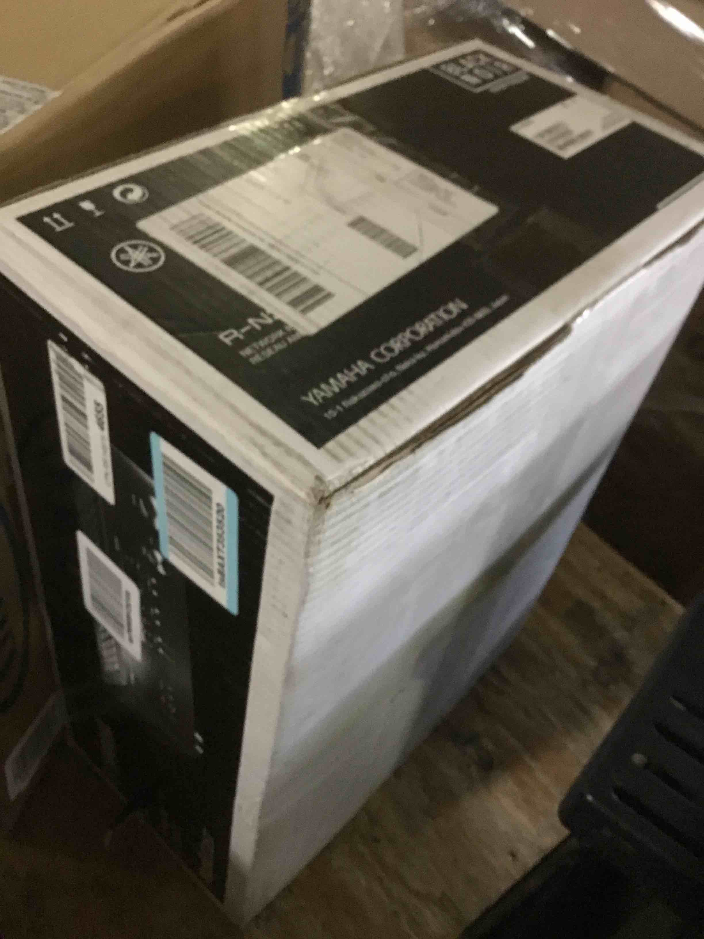 https://s3.amazonaws.com/lotting-images-prod/bidfta/BLU5255375_1701198301042.jpeg