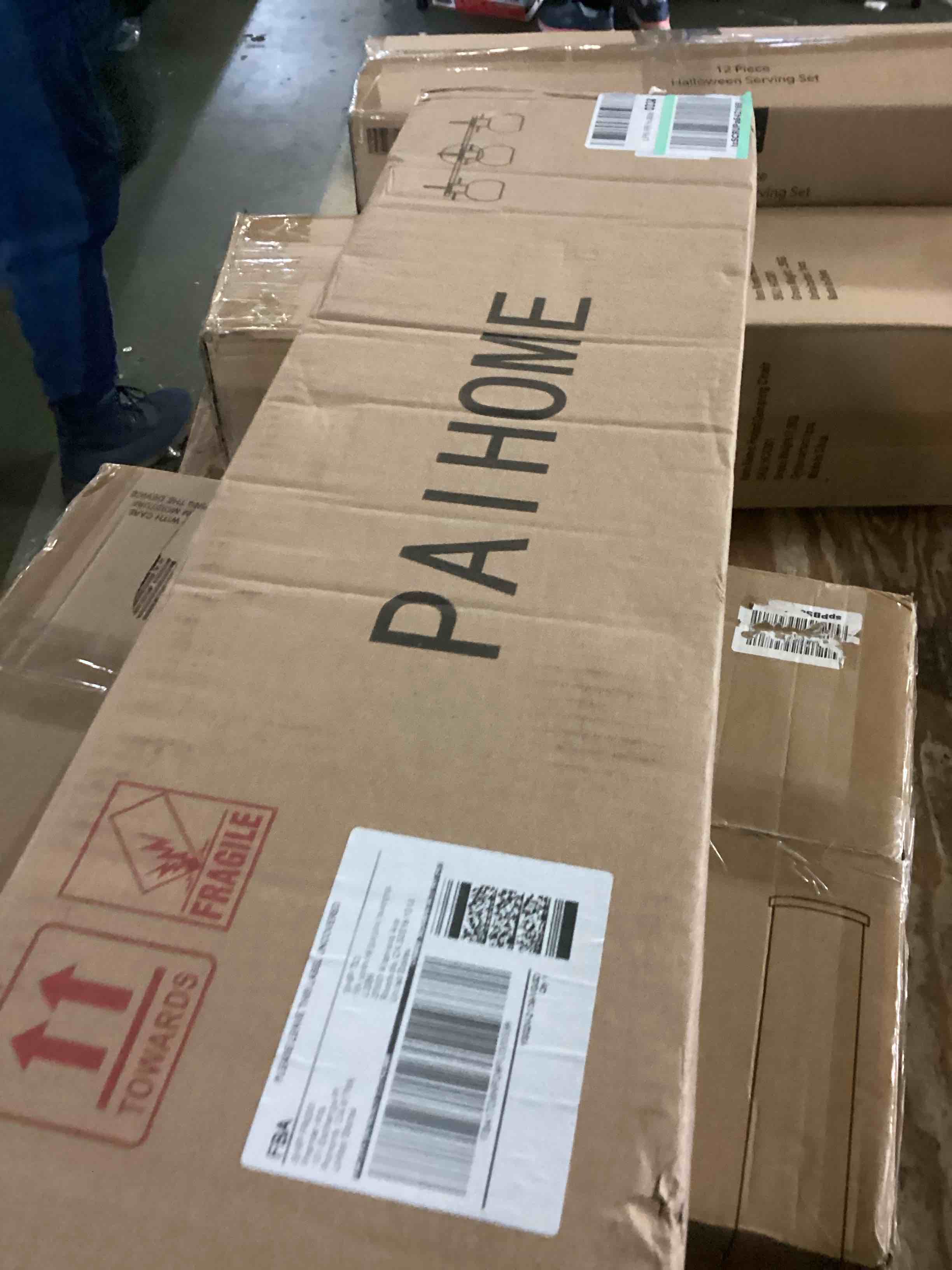 https://s3.amazonaws.com/lotting-images-prod/bidfta/BLU5256014_1701724398725.jpeg