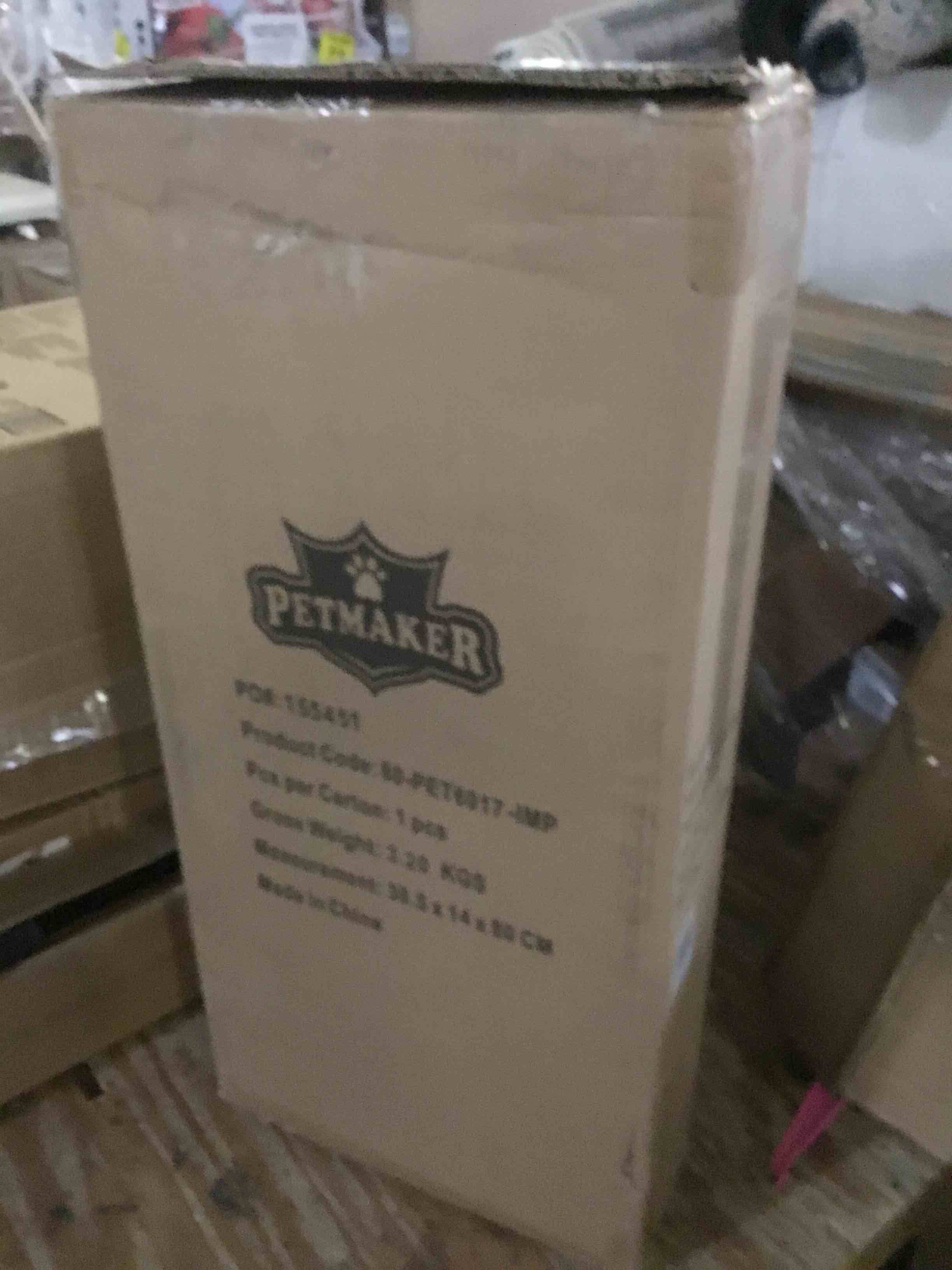 https://s3.amazonaws.com/lotting-images-prod/bidfta/BLU5256270_1701873198854.jpeg