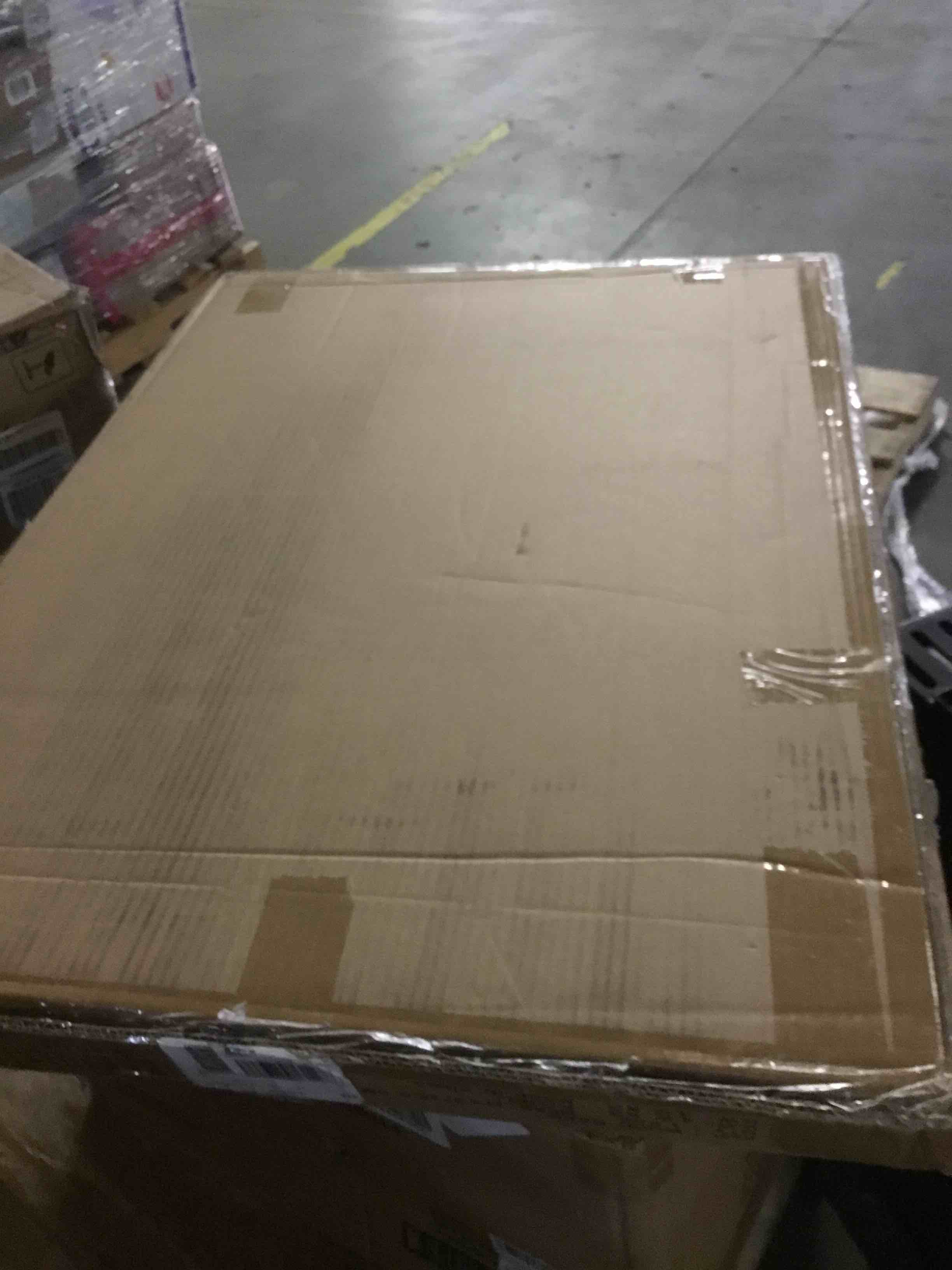 https://s3.amazonaws.com/lotting-images-prod/bidfta/BLU5256411_1701896443272.jpeg