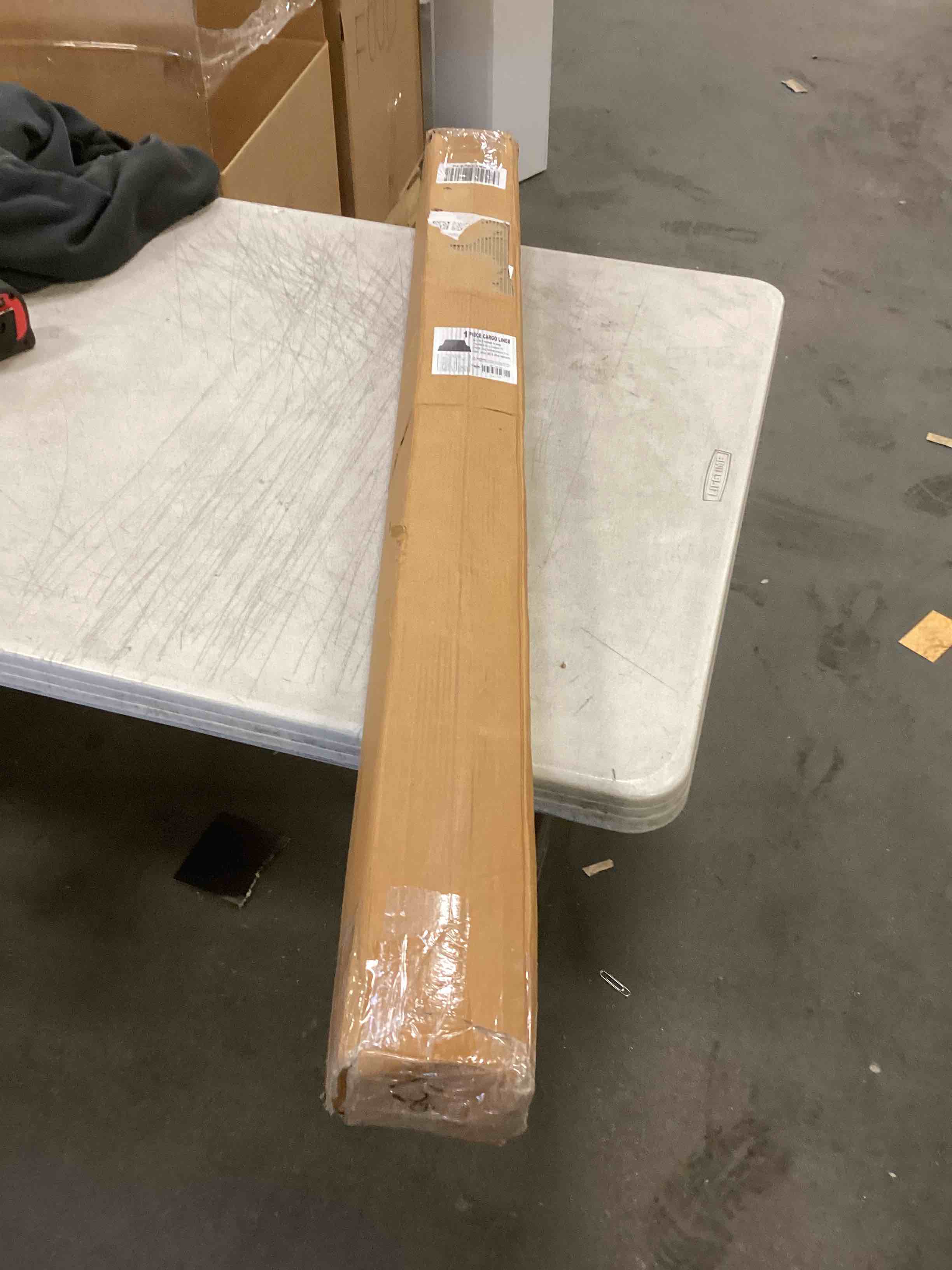 https://s3.amazonaws.com/lotting-images-prod/bidfta/BLU5257209_1705007471724.jpeg