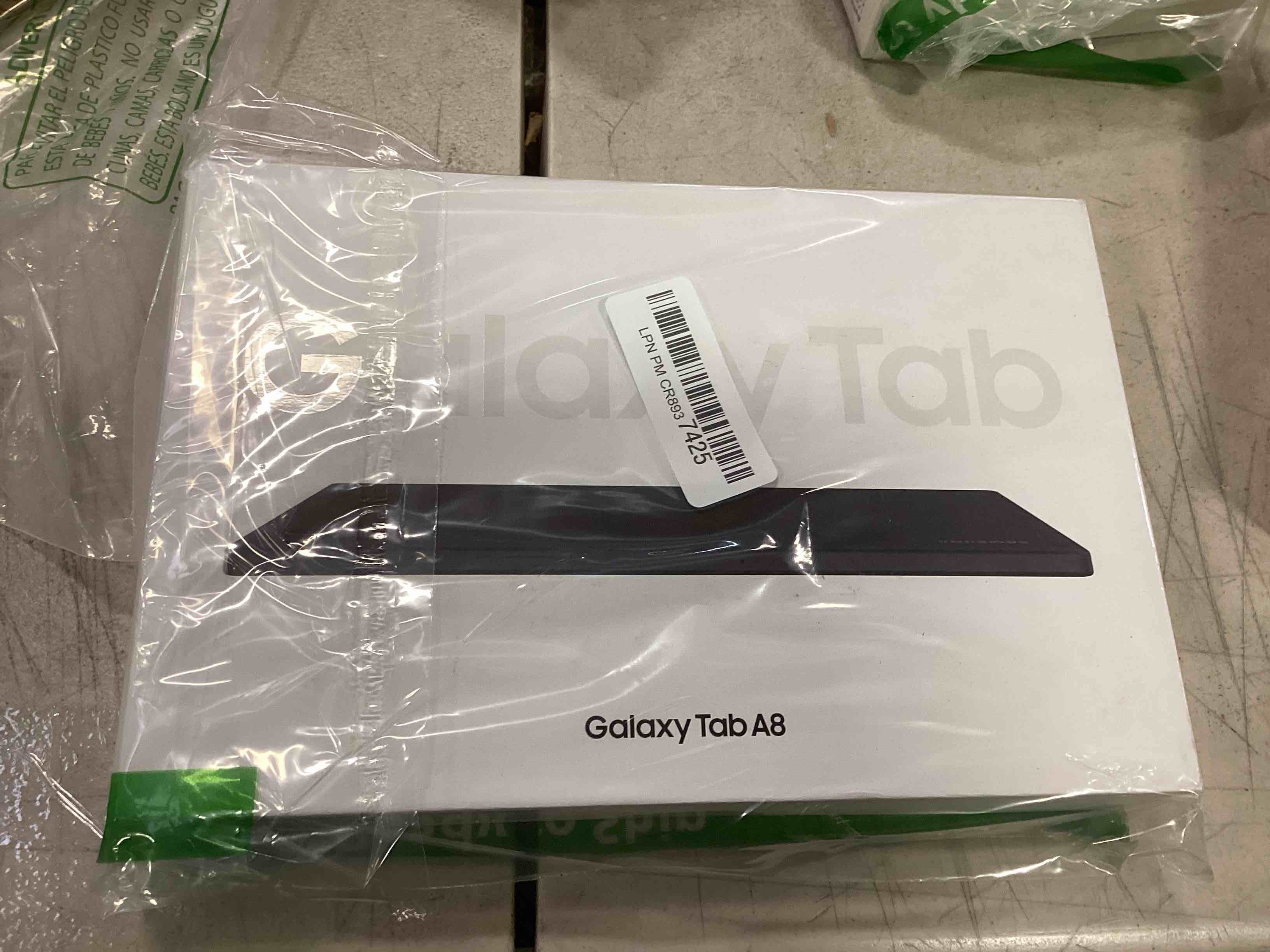 https://s3.amazonaws.com/lotting-images-prod/bidfta/BLU5257282_1705087760196.jpeg