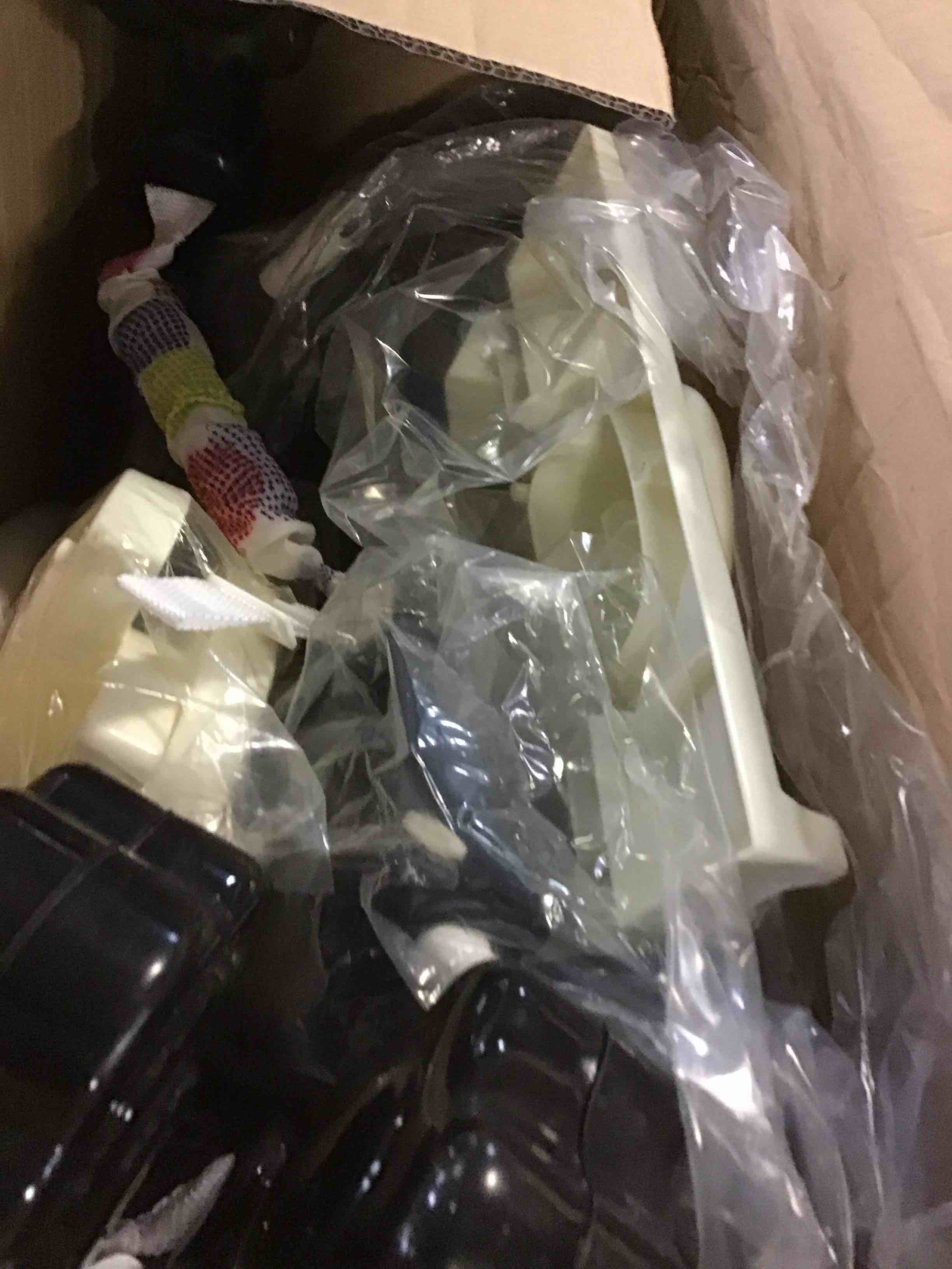https://s3.amazonaws.com/lotting-images-prod/bidfta/BLU5259653_1700844708298.jpeg