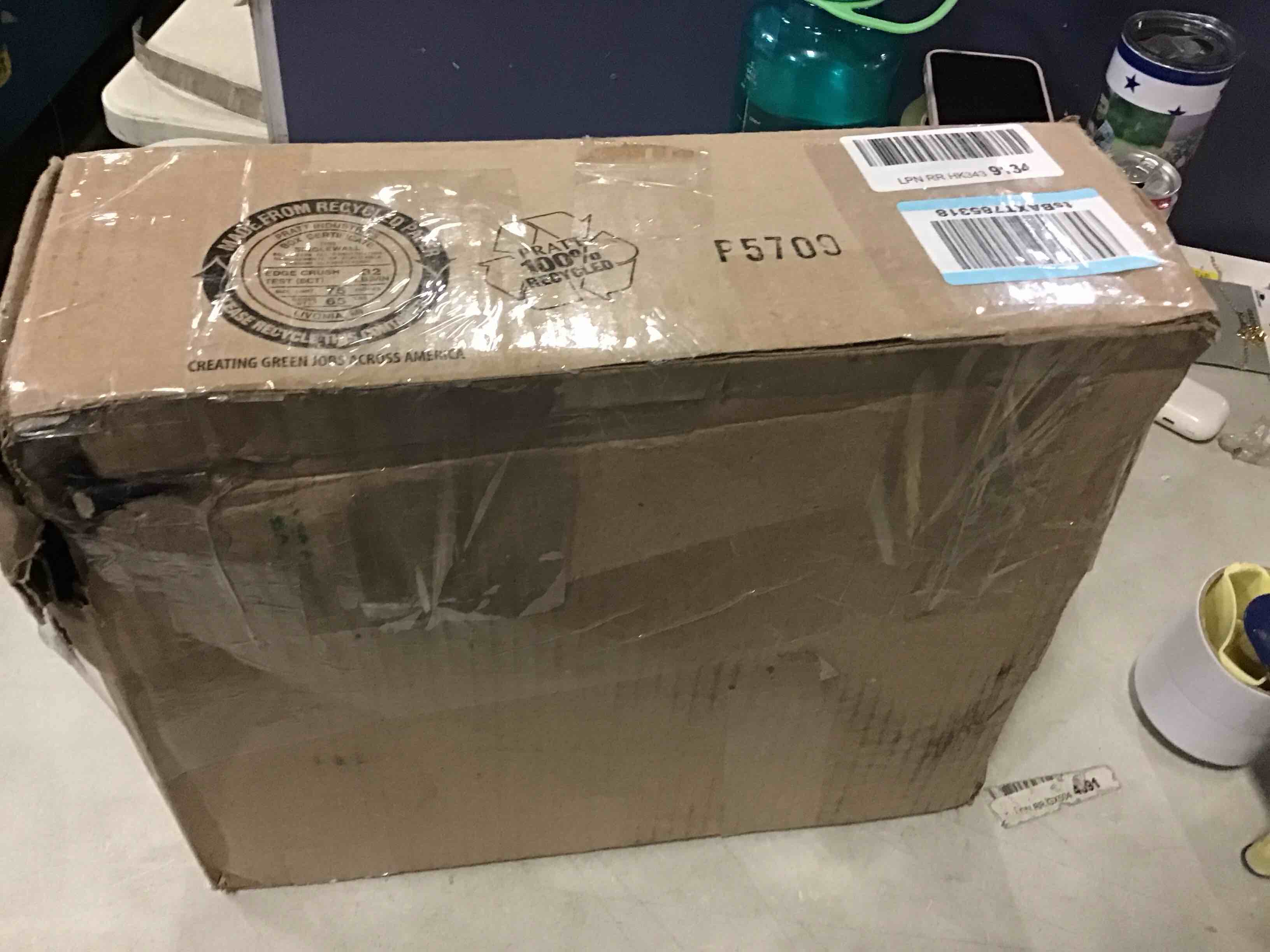 https://s3.amazonaws.com/lotting-images-prod/bidfta/BLU5260533_1701710934472.jpeg