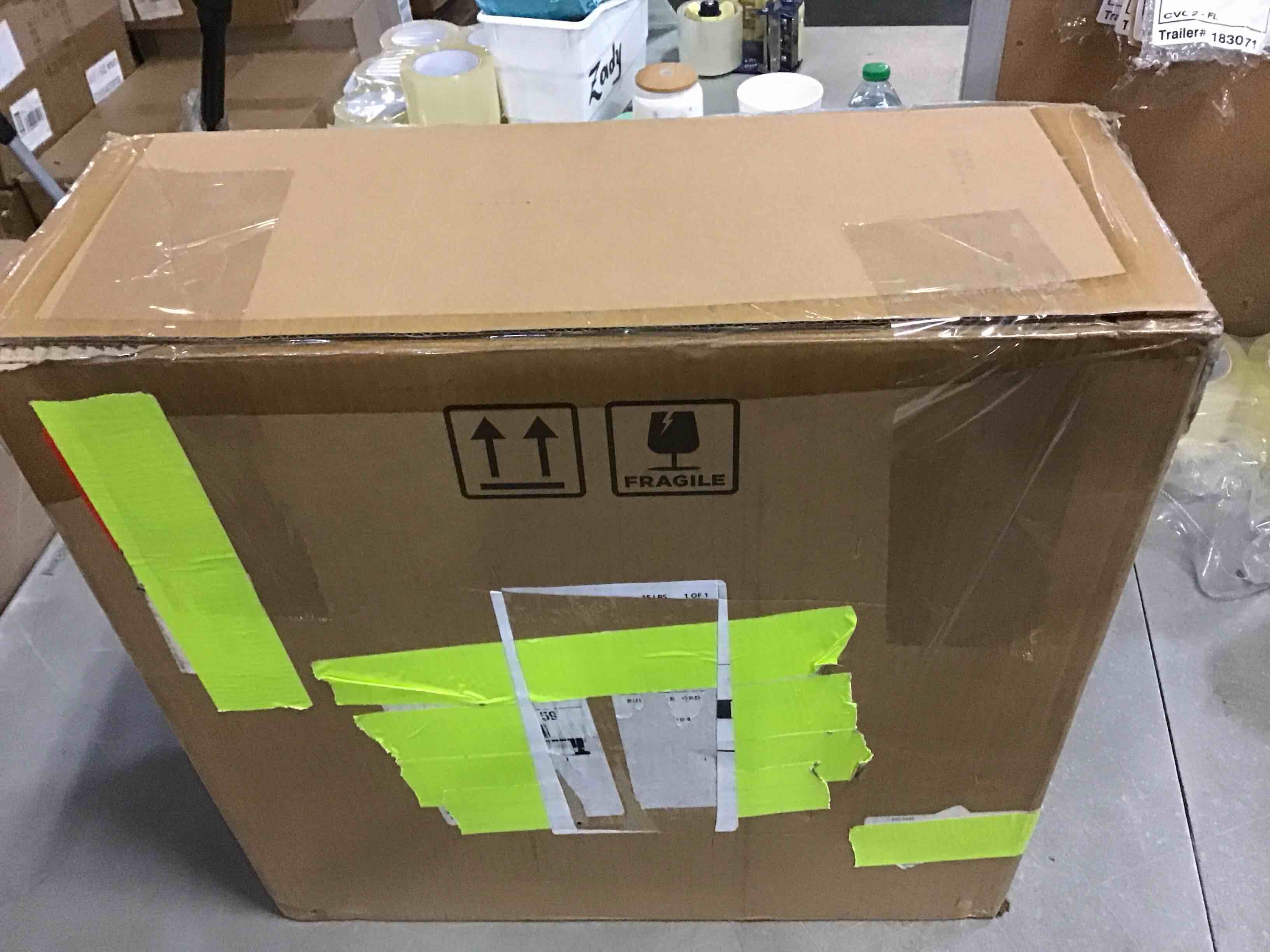 https://s3.amazonaws.com/lotting-images-prod/bidfta/BLU5260673_1701785547325.jpeg