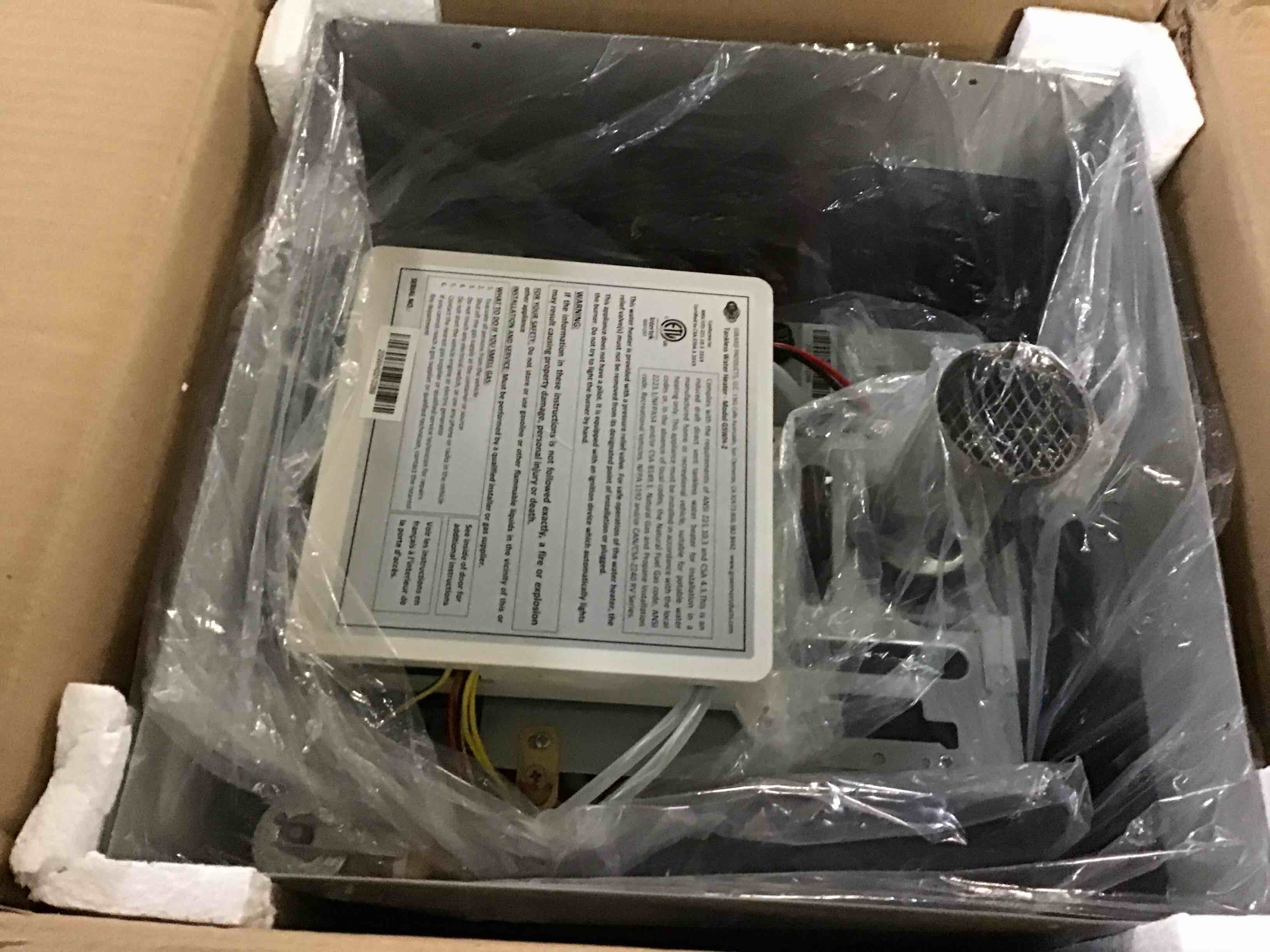 https://s3.amazonaws.com/lotting-images-prod/bidfta/BLU5261329_1701368891627.jpeg