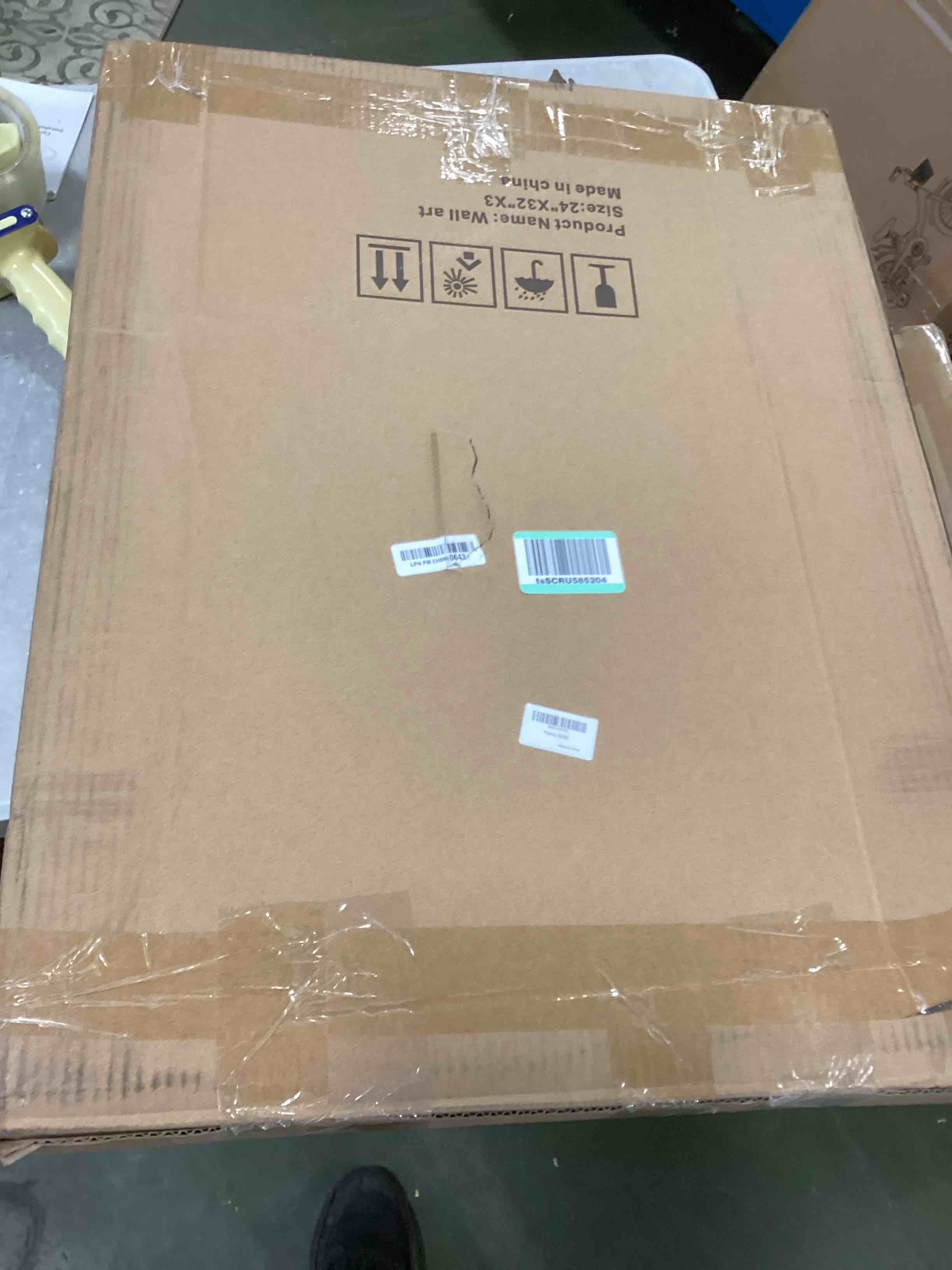 https://s3.amazonaws.com/lotting-images-prod/bidfta/BLU5262074_1709745345774.jpeg