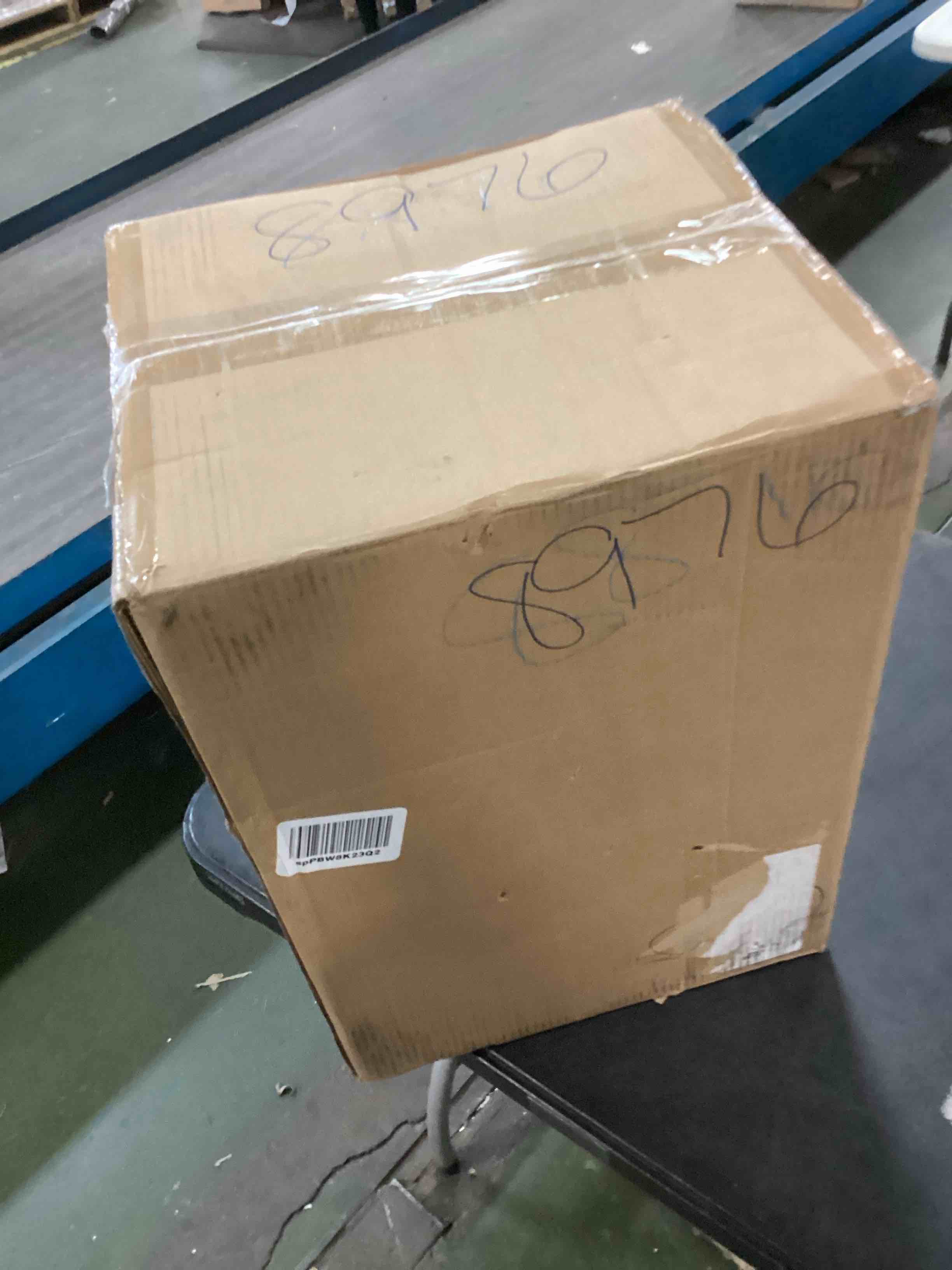 https://s3.amazonaws.com/lotting-images-prod/bidfta/BLU5262316_1709826892801.jpeg