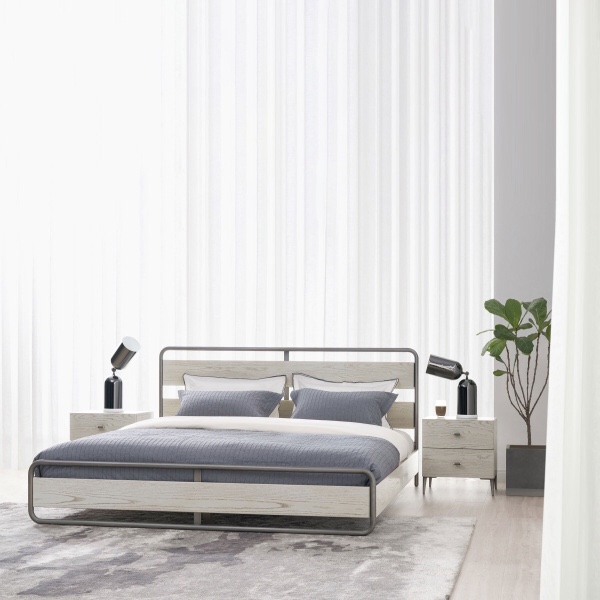 Urban Oak Veneer King Bed