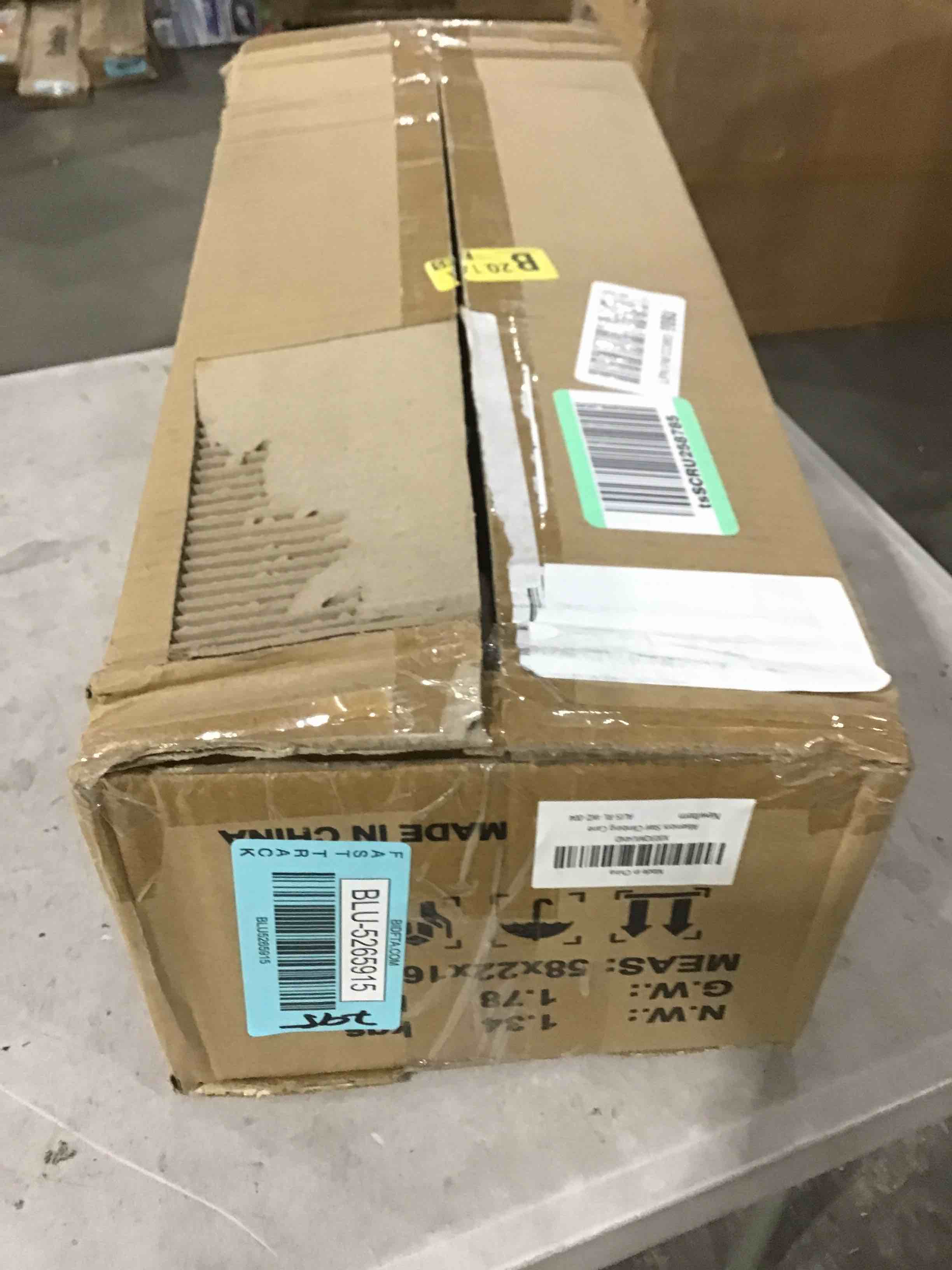https://s3.amazonaws.com/lotting-images-prod/bidfta/BLU5265915_1712259668698.jpeg