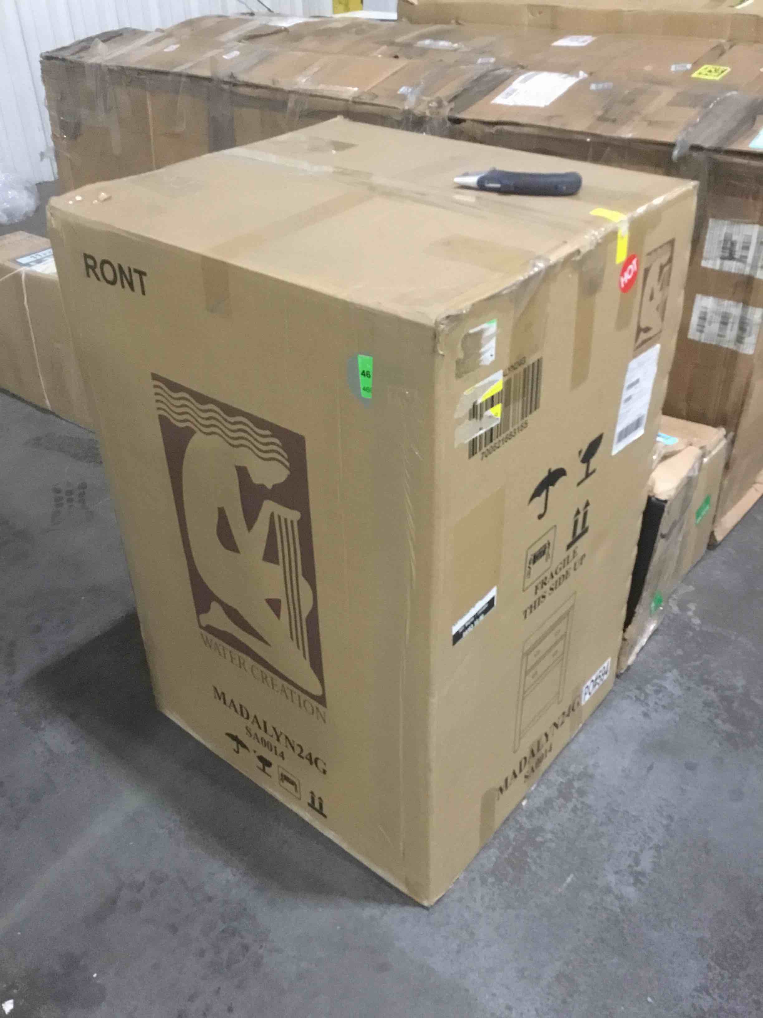https://s3.amazonaws.com/lotting-images-prod/bidfta/BLU5266881_1715271639075.jpeg
