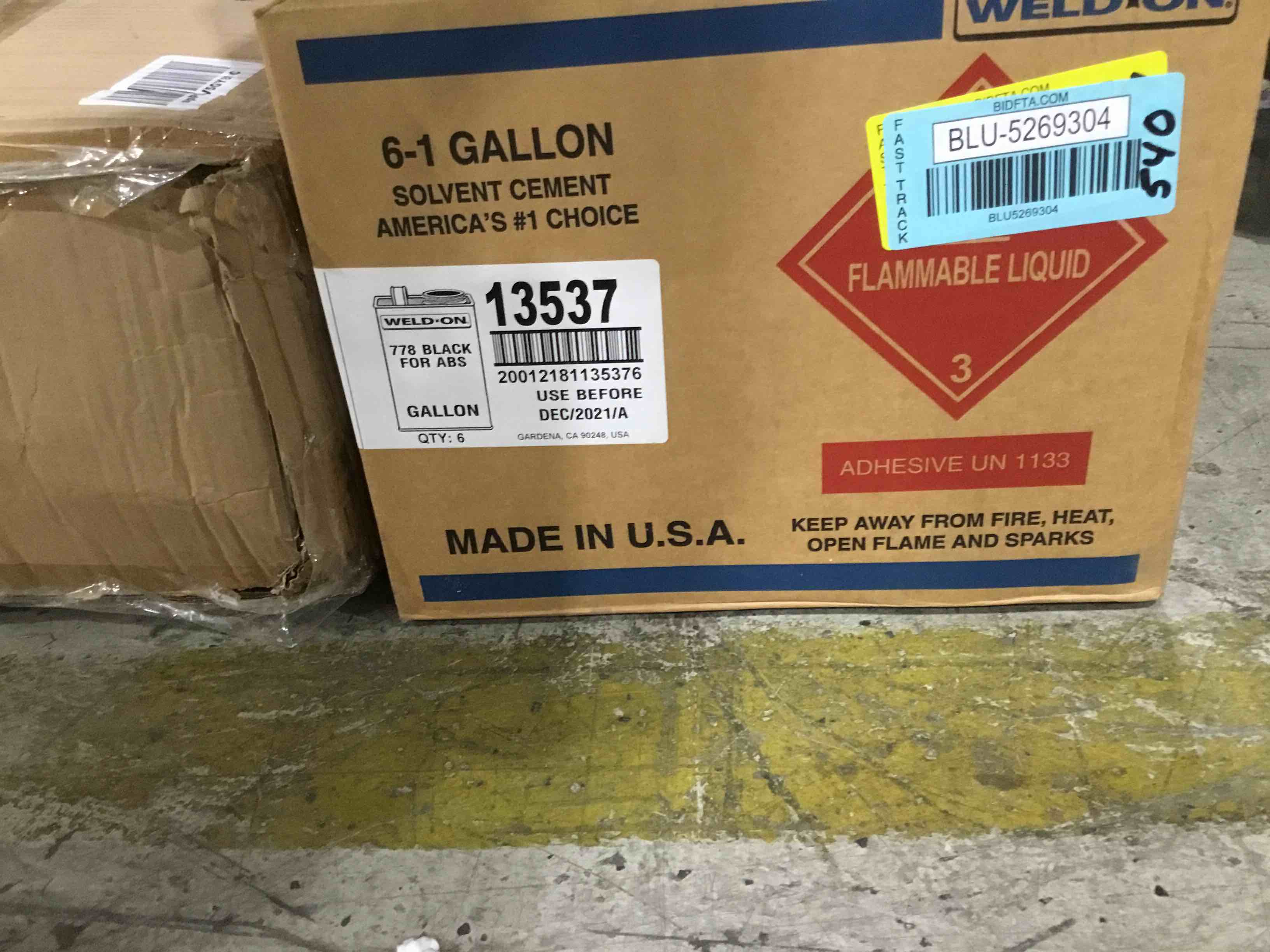 https://s3.amazonaws.com/lotting-images-prod/bidfta/BLU5269304_1709826980949.jpeg