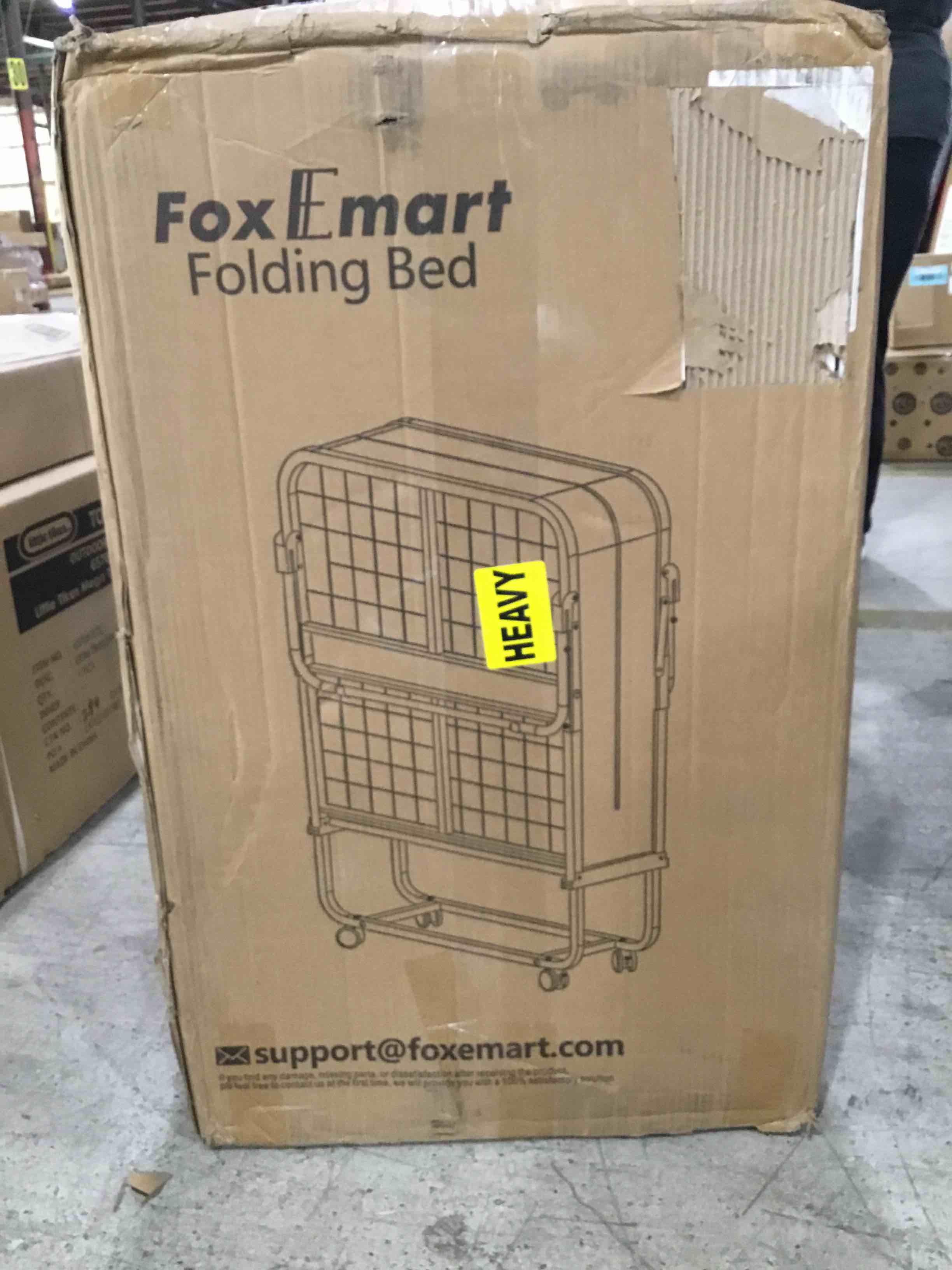 https://s3.amazonaws.com/lotting-images-prod/bidfta/BLU5269347_1709841677731.jpeg