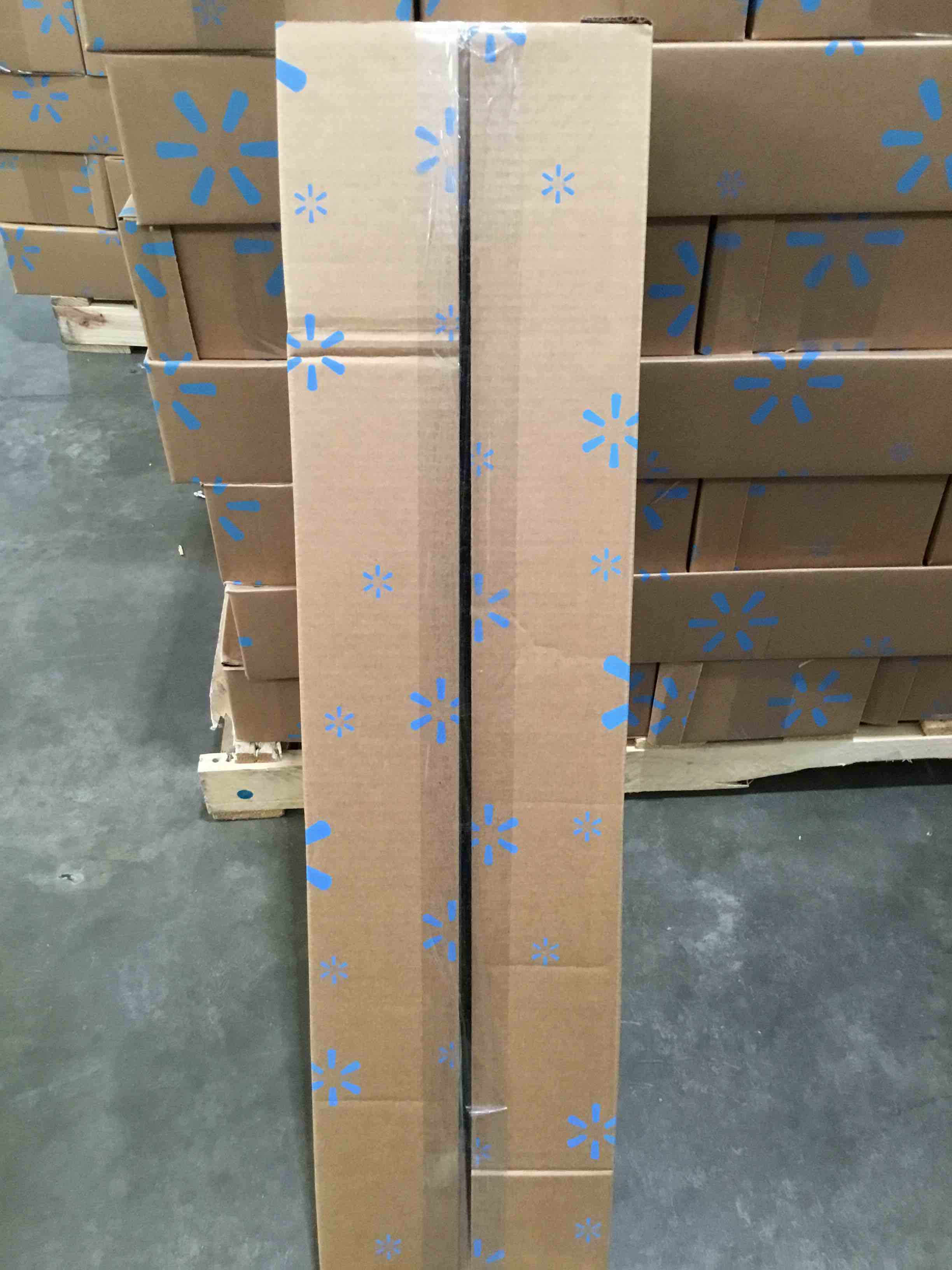 https://s3.amazonaws.com/lotting-images-prod/bidfta/BLU5269587_1712766836909.jpeg