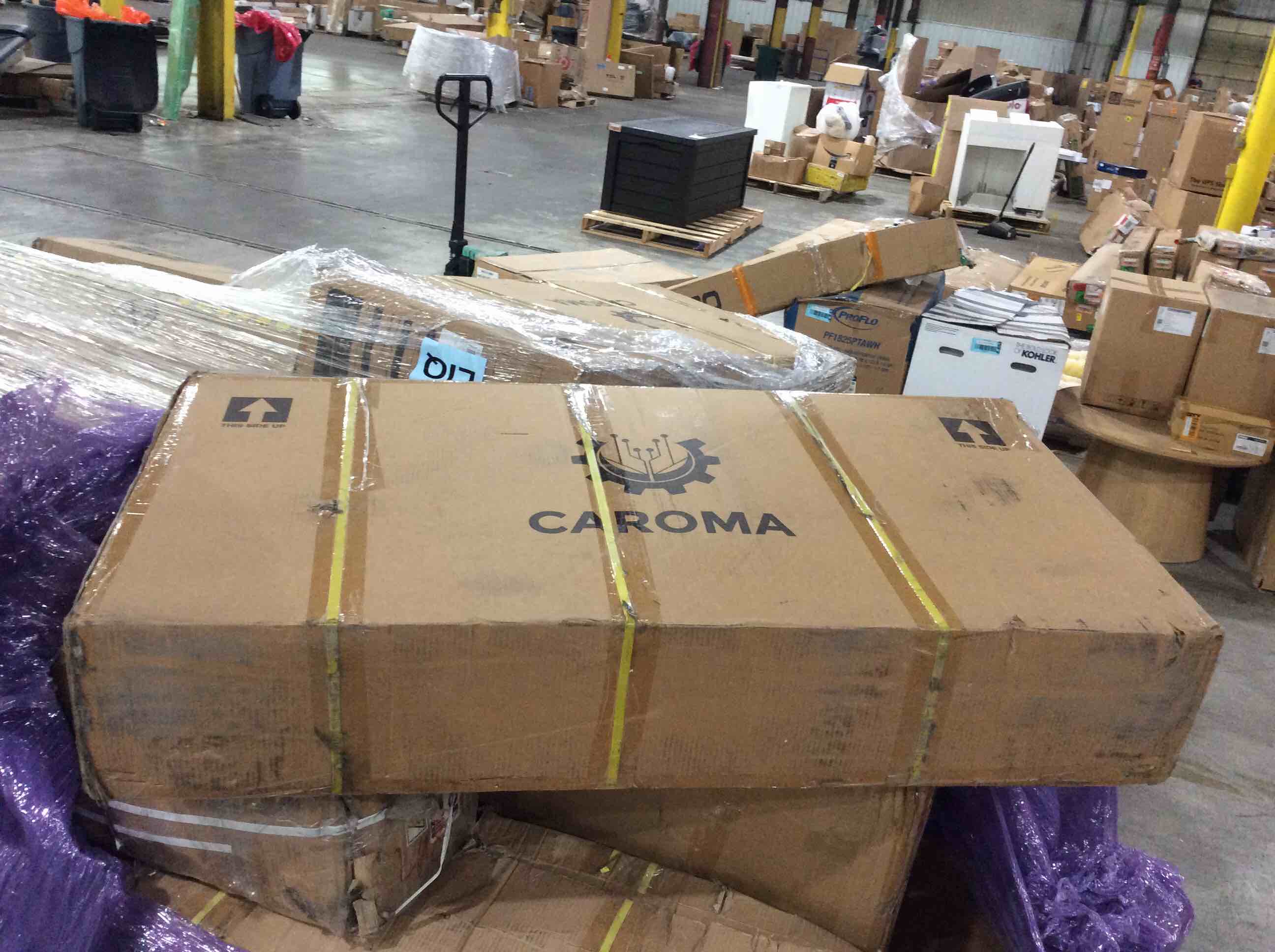 https://s3.amazonaws.com/lotting-images-prod/bidfta/BLU5269651_1716304857445.jpeg