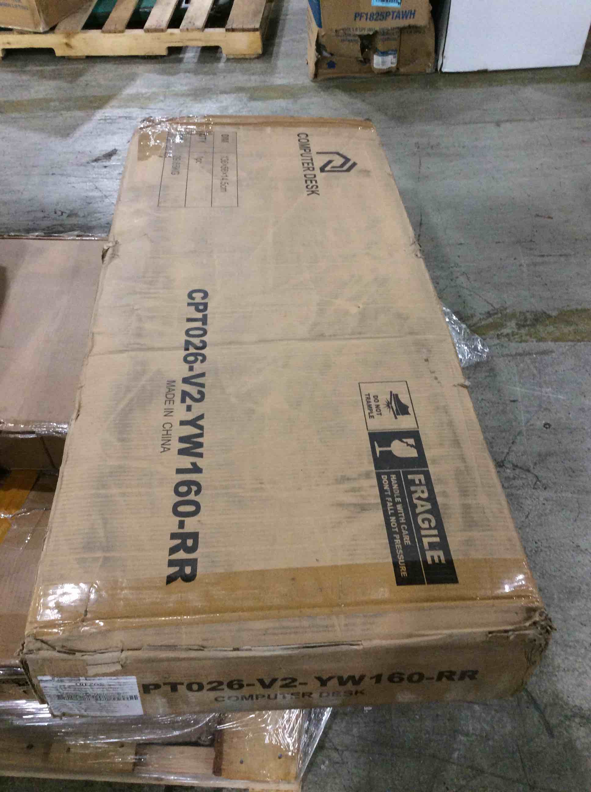 https://s3.amazonaws.com/lotting-images-prod/bidfta/BLU5269661_1716313642386.jpeg