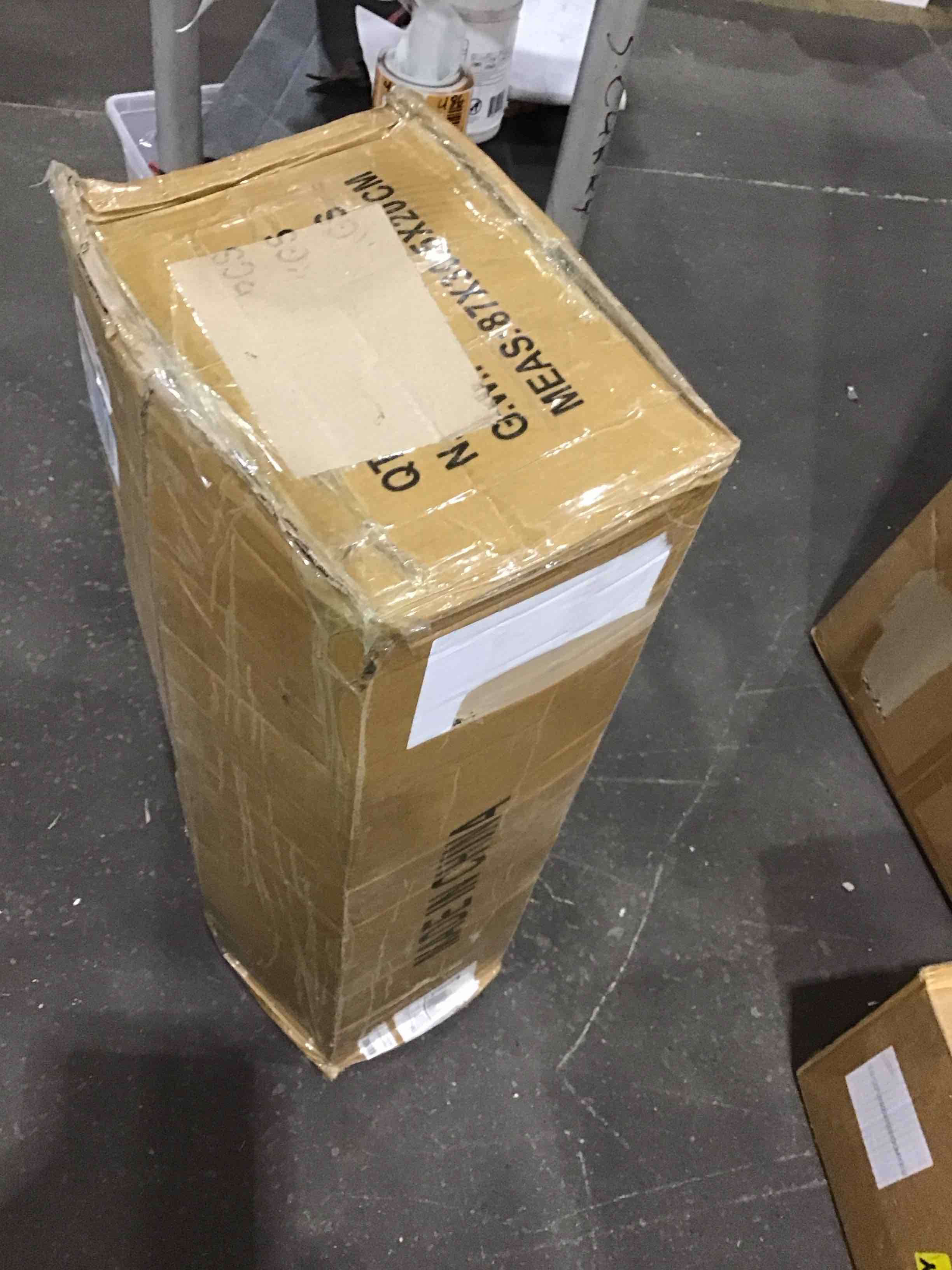 https://s3.amazonaws.com/lotting-images-prod/bidfta/BLU5270216_1711378818544.jpeg