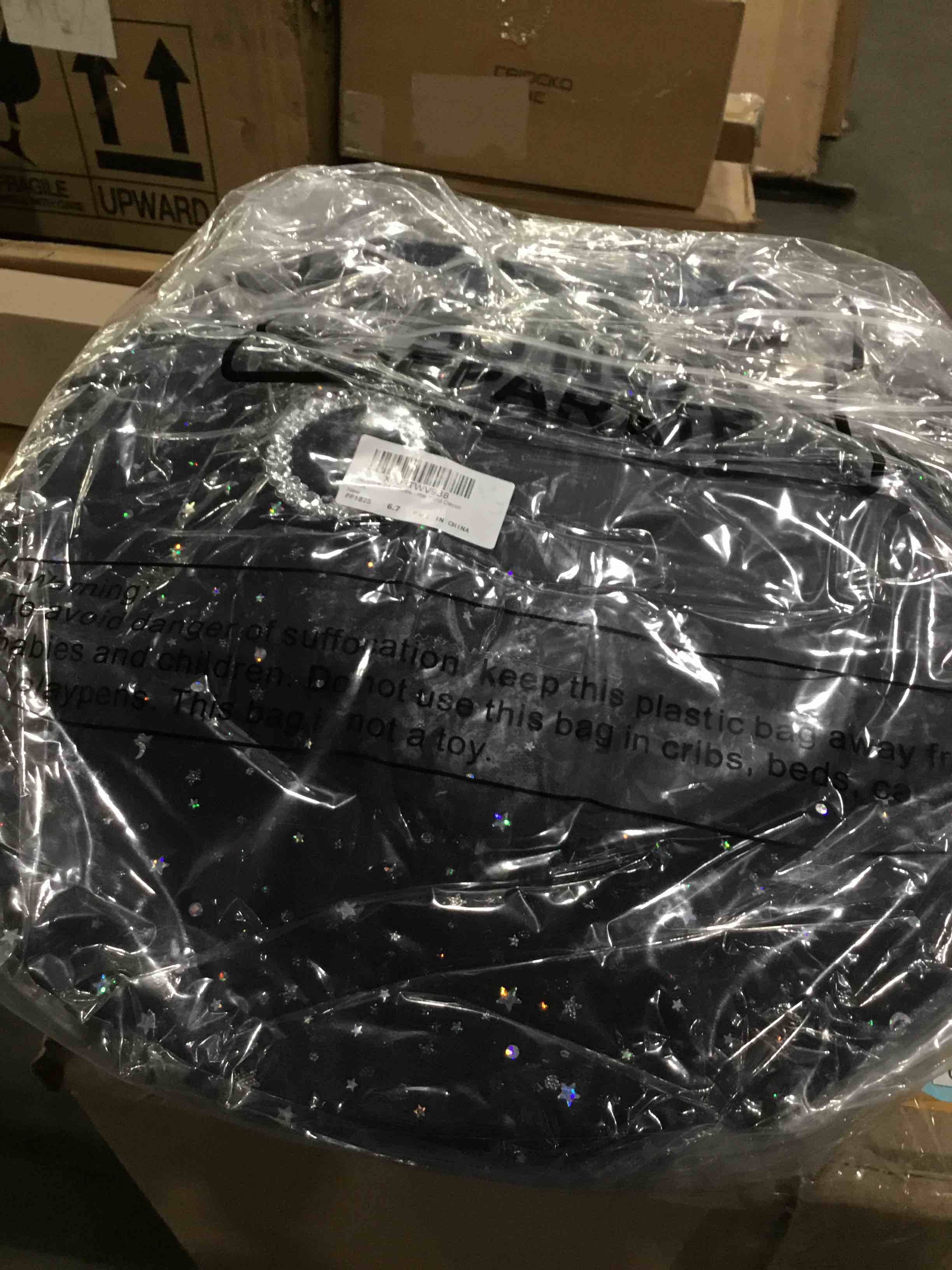 https://s3.amazonaws.com/lotting-images-prod/bidfta/BLU5270911_1713375400635.jpeg