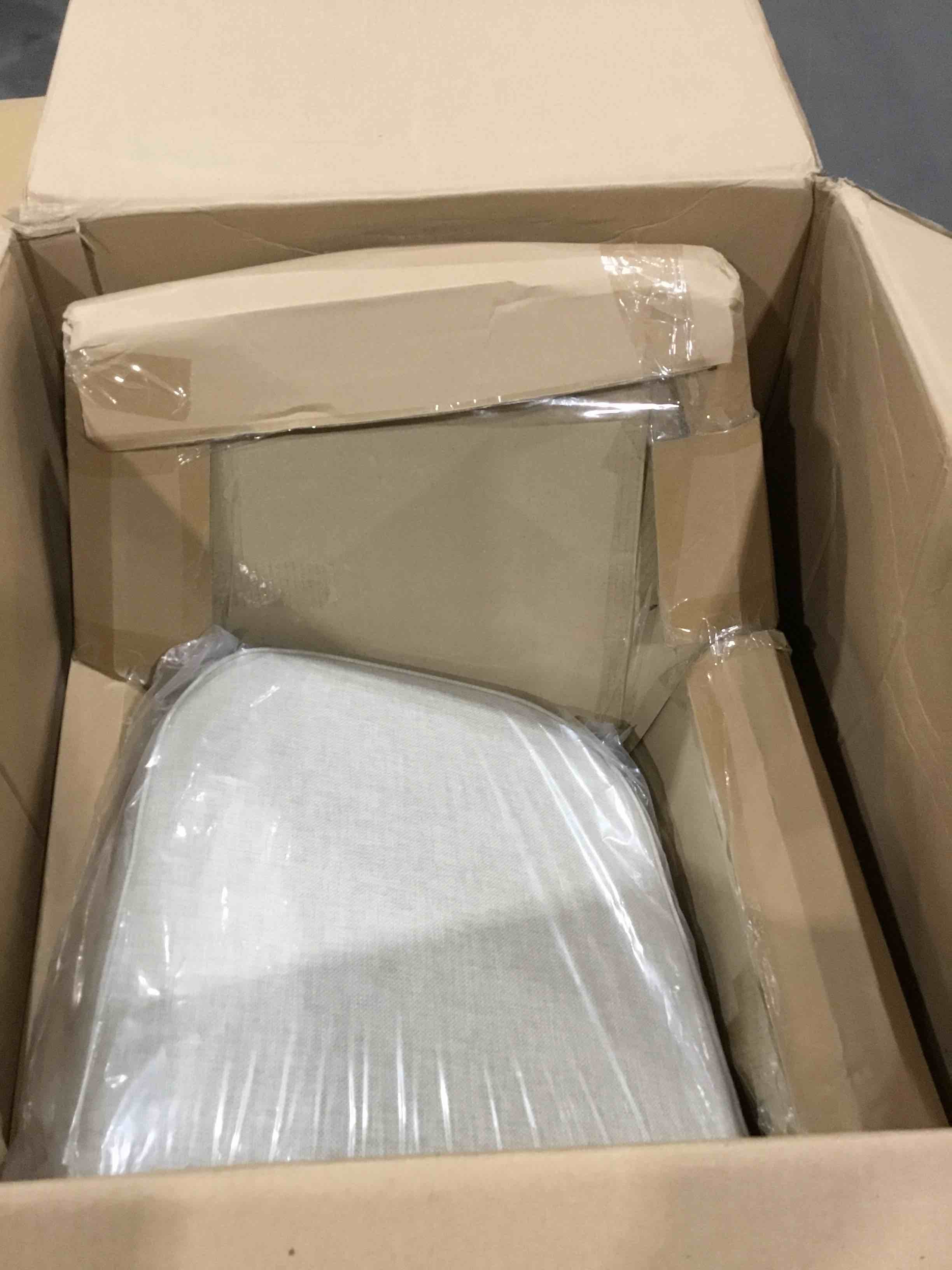 https://s3.amazonaws.com/lotting-images-prod/bidfta/BLU5273338_1711139873006.jpeg