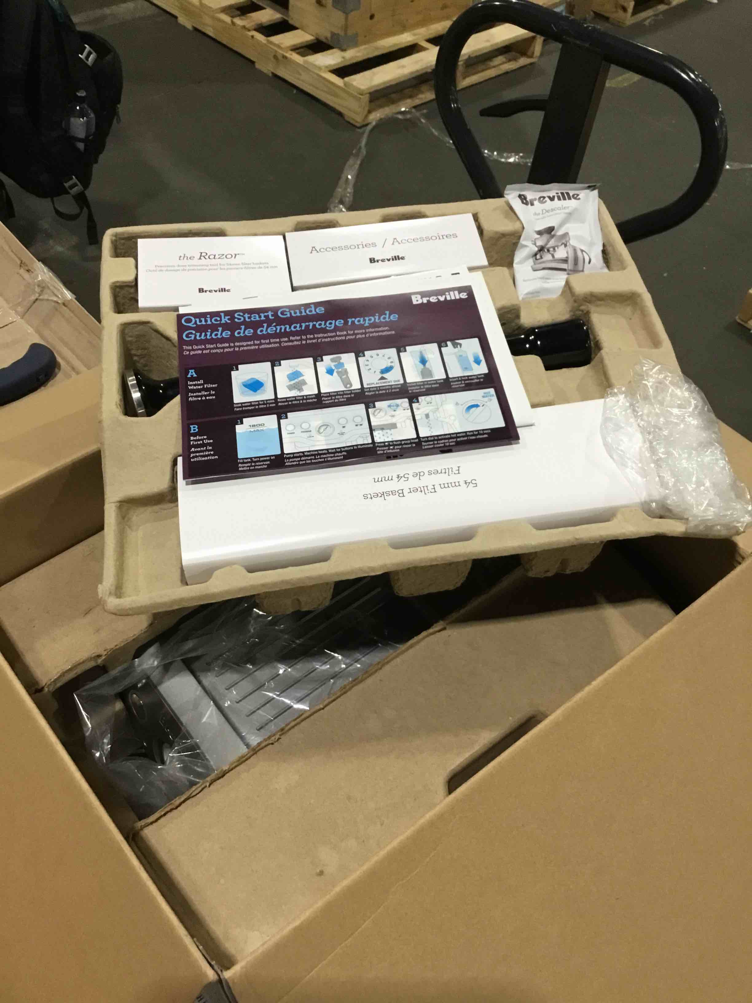 https://s3.amazonaws.com/lotting-images-prod/bidfta/BLU5273394_1711146424096.jpeg