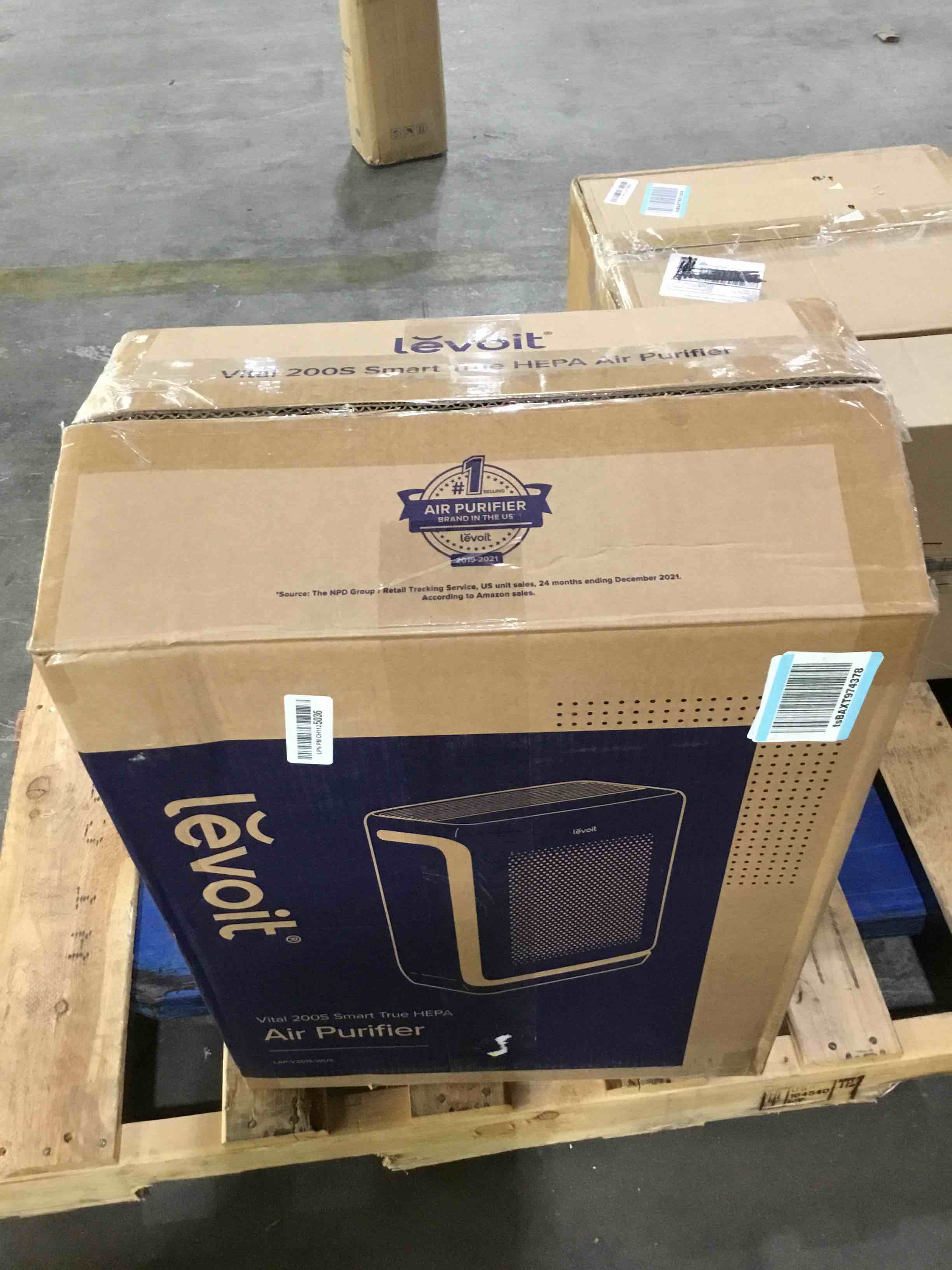 https://s3.amazonaws.com/lotting-images-prod/bidfta/BLU5273821_1712174557435.jpeg