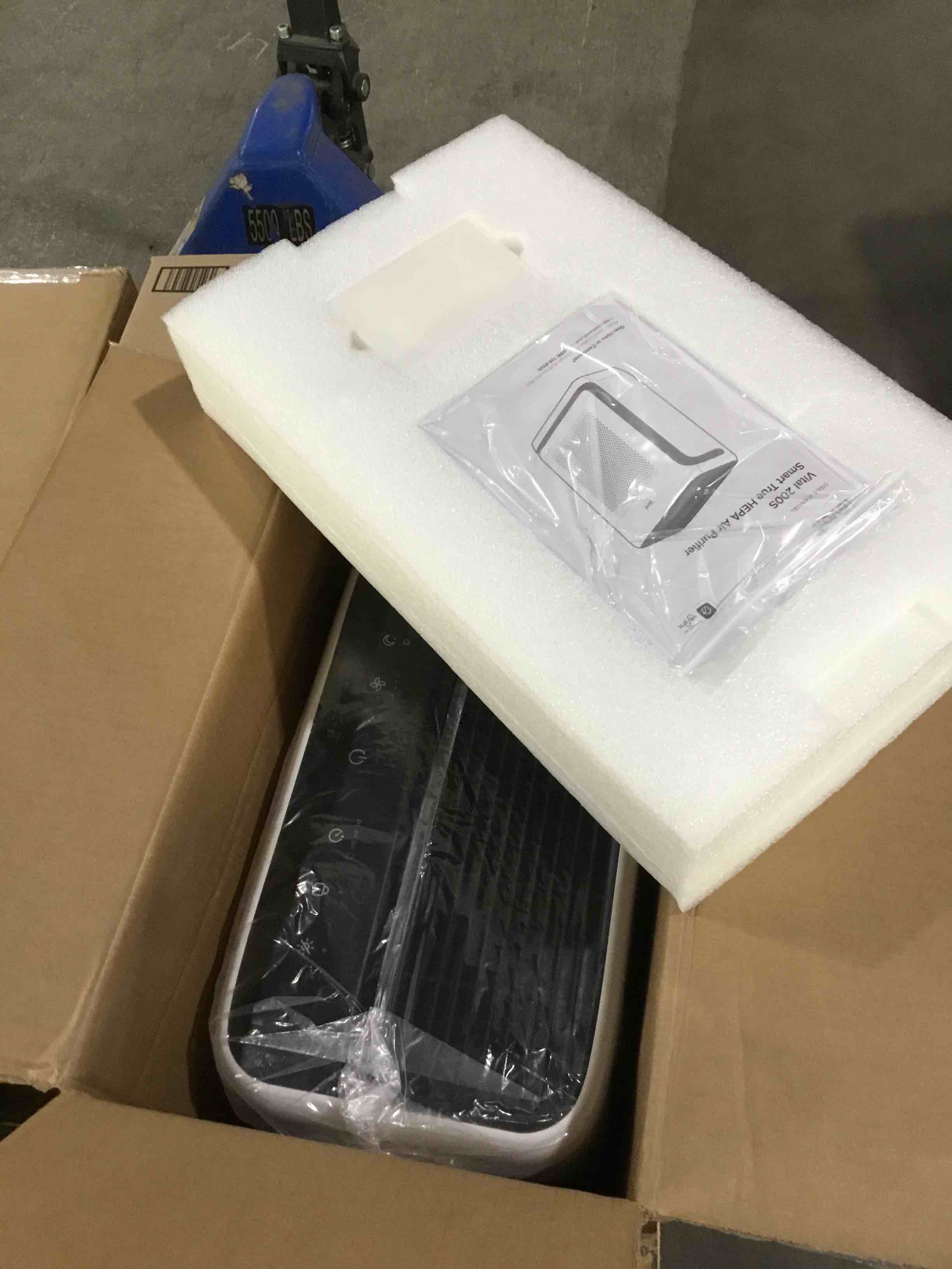 https://s3.amazonaws.com/lotting-images-prod/bidfta/BLU5273821_1712174569359.jpeg