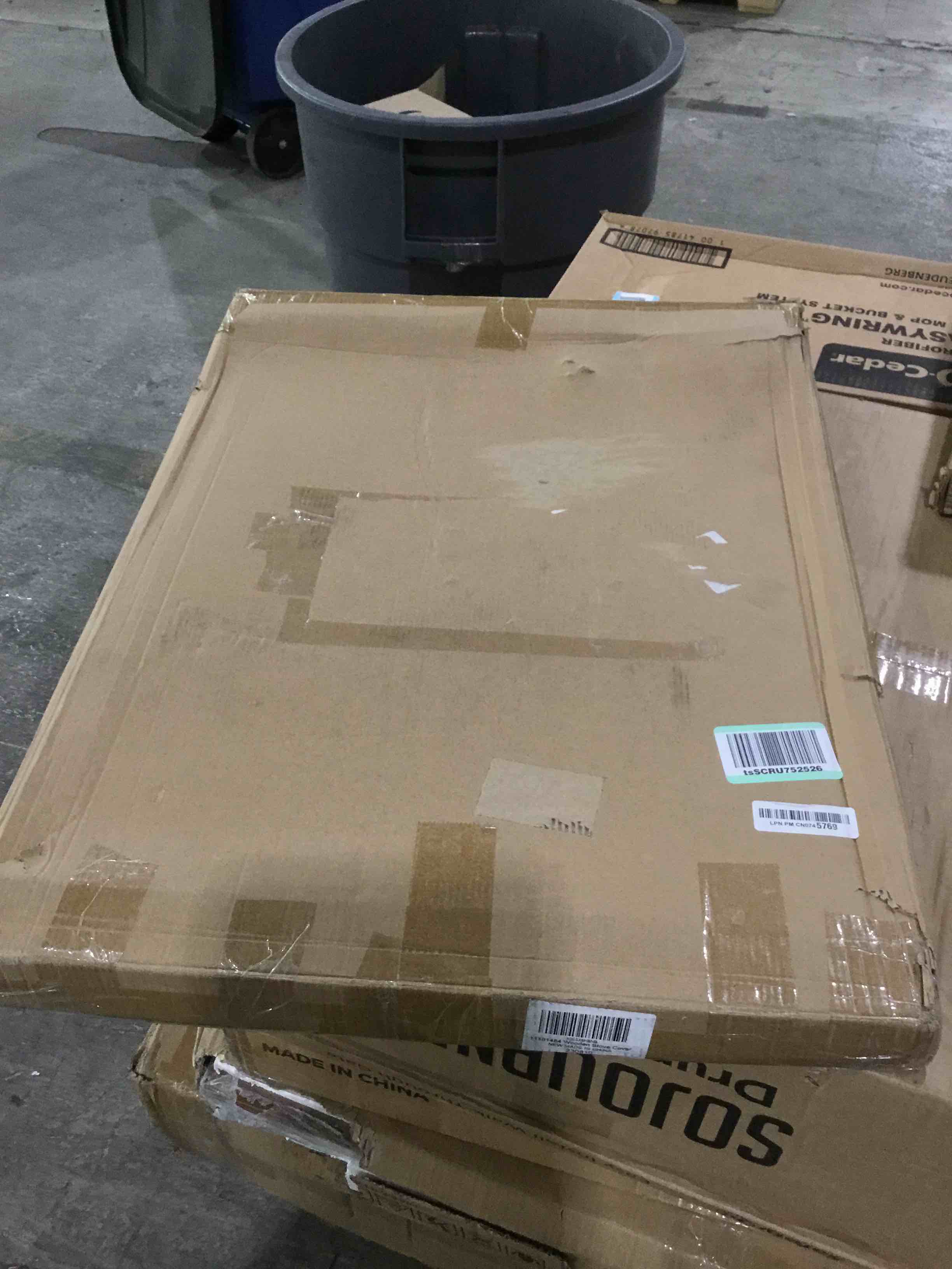 https://s3.amazonaws.com/lotting-images-prod/bidfta/BLU5273855_1712179210411.jpeg