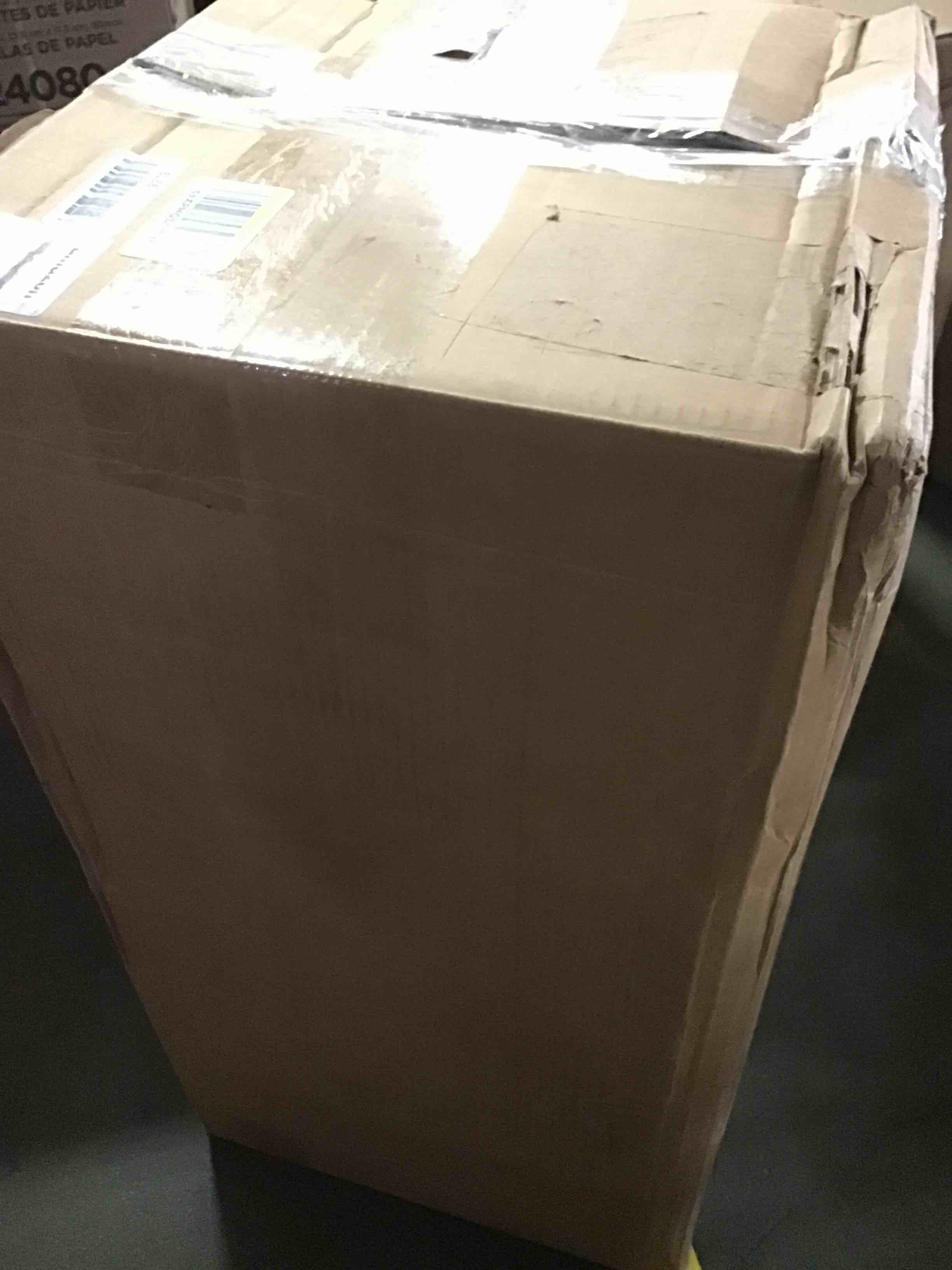 https://s3.amazonaws.com/lotting-images-prod/bidfta/BLU5277402_1691582794827.jpeg