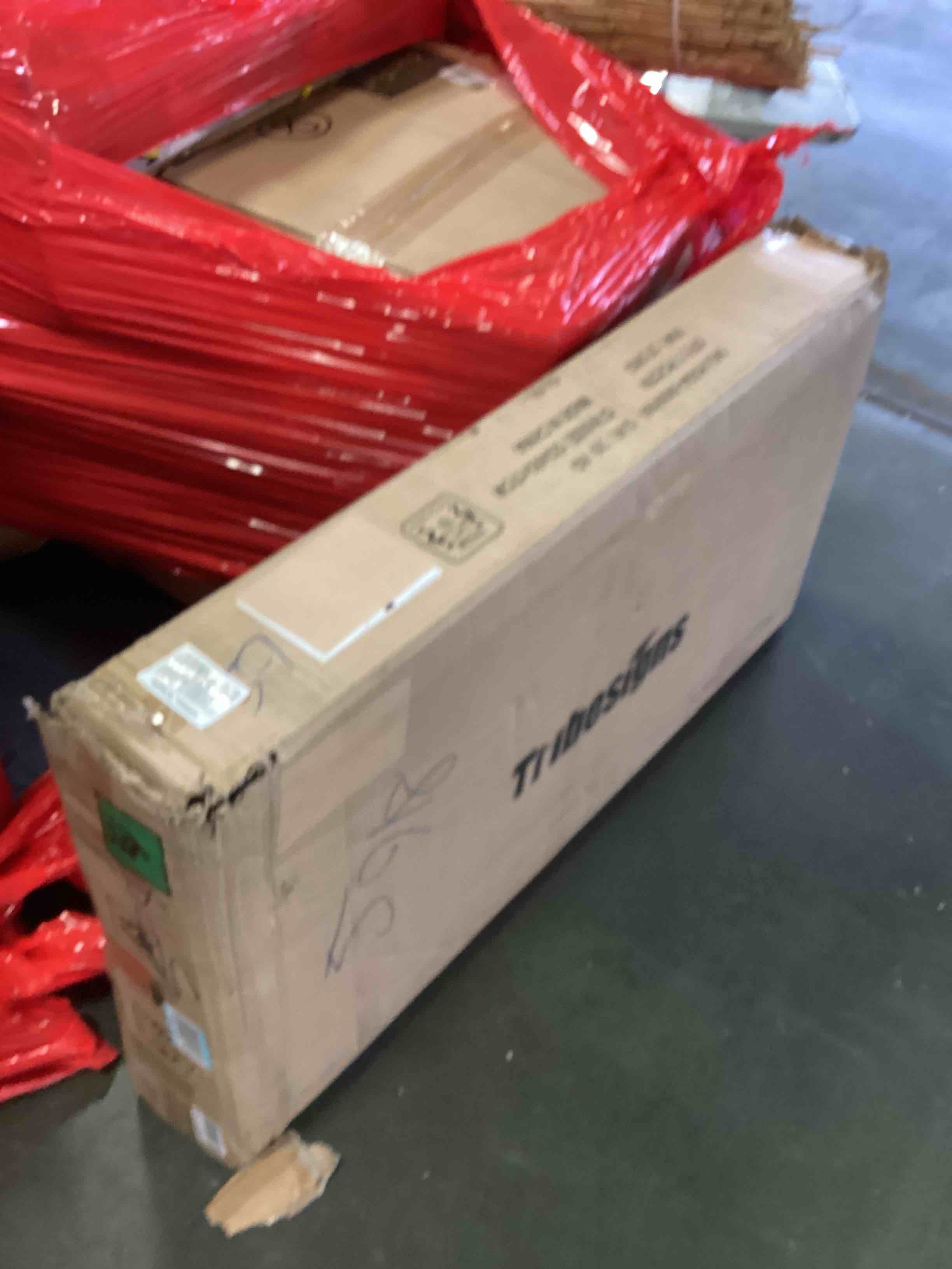 https://s3.amazonaws.com/lotting-images-prod/bidfta/BLU5277754_1690297649099.jpeg