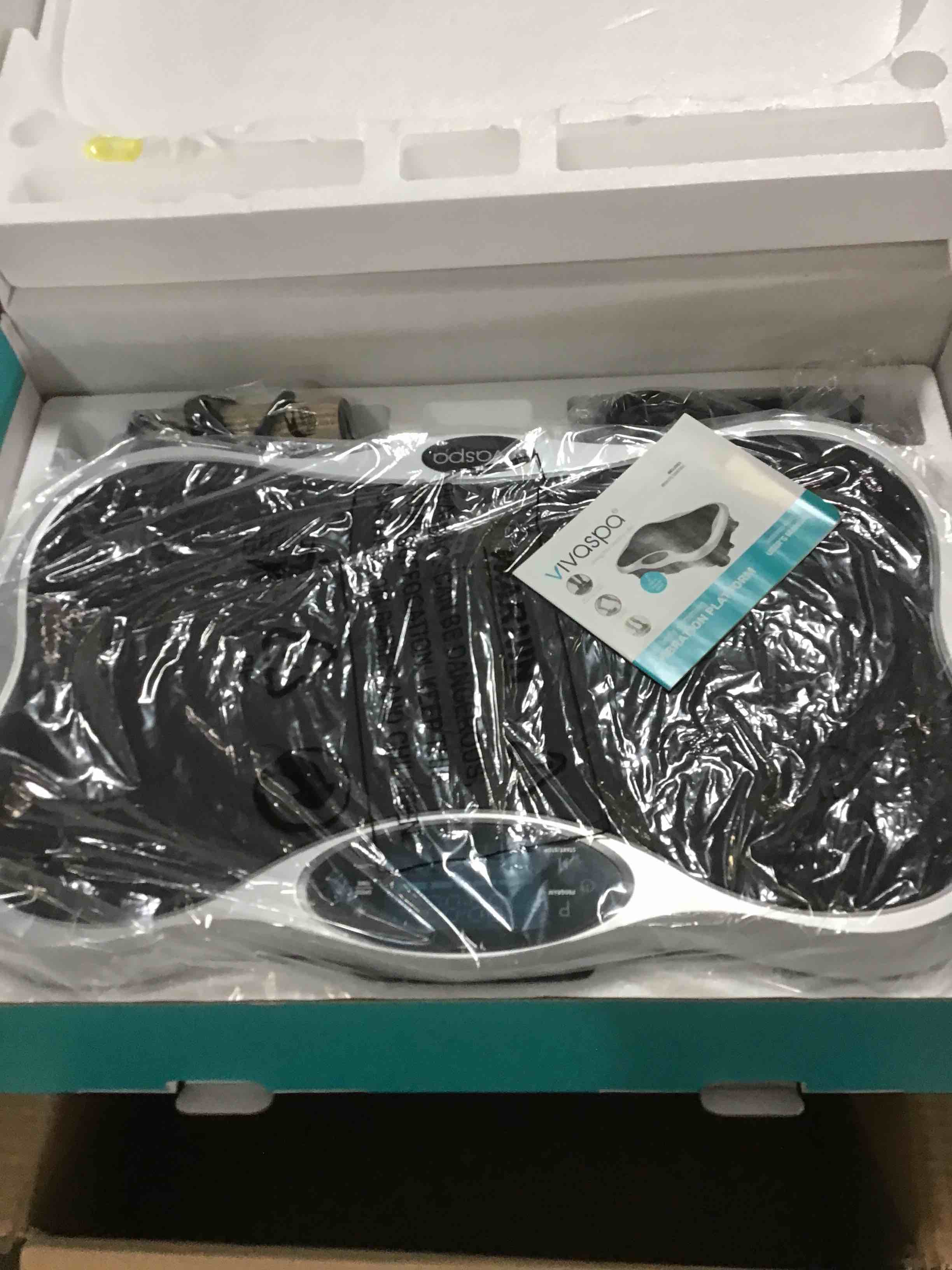 https://s3.amazonaws.com/lotting-images-prod/bidfta/BLU5277972_1691523777446.jpeg