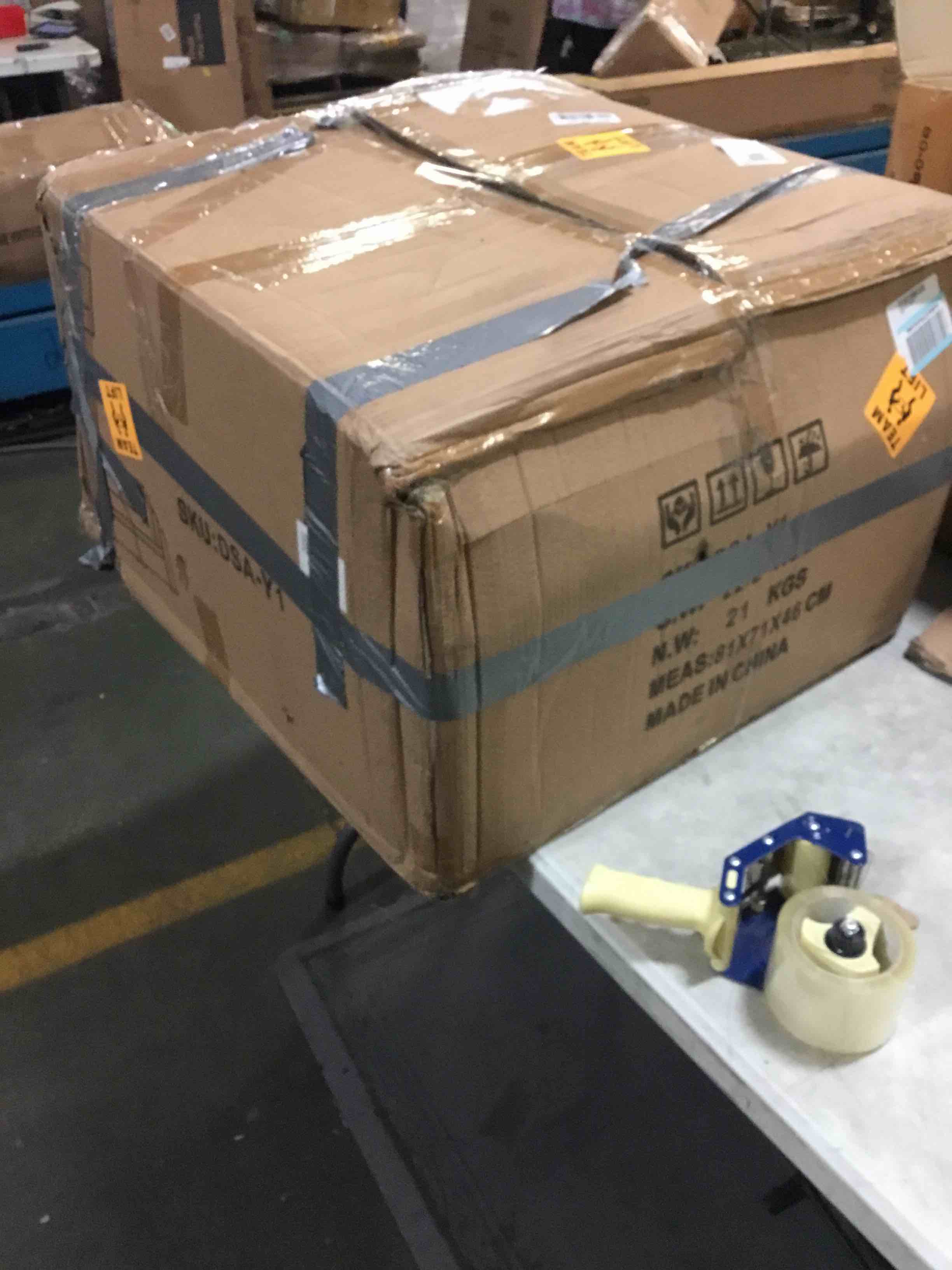https://s3.amazonaws.com/lotting-images-prod/bidfta/BLU5278123_1691598380948.jpeg