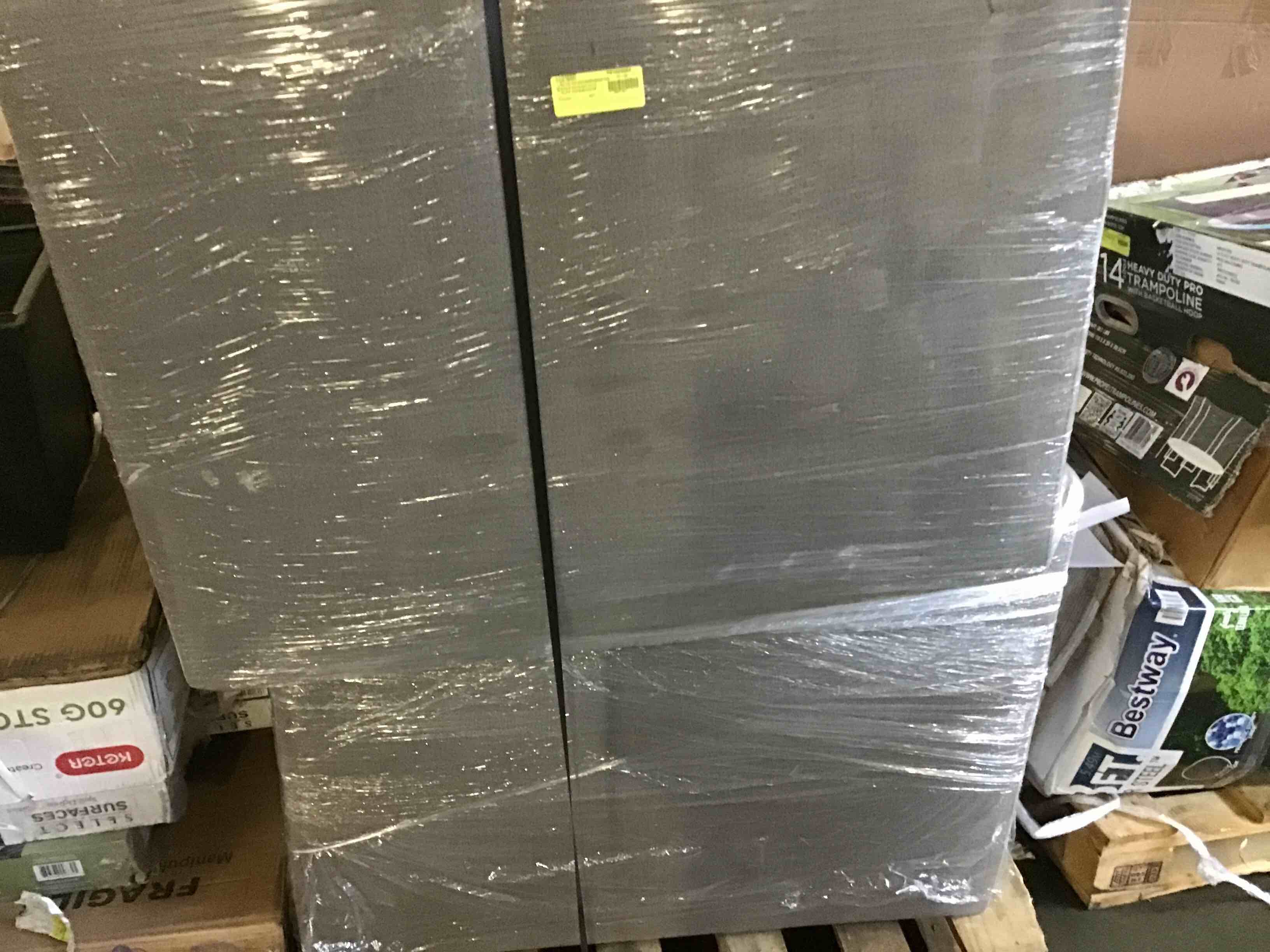 https://s3.amazonaws.com/lotting-images-prod/bidfta/BLU5278711_1692271945329.jpeg