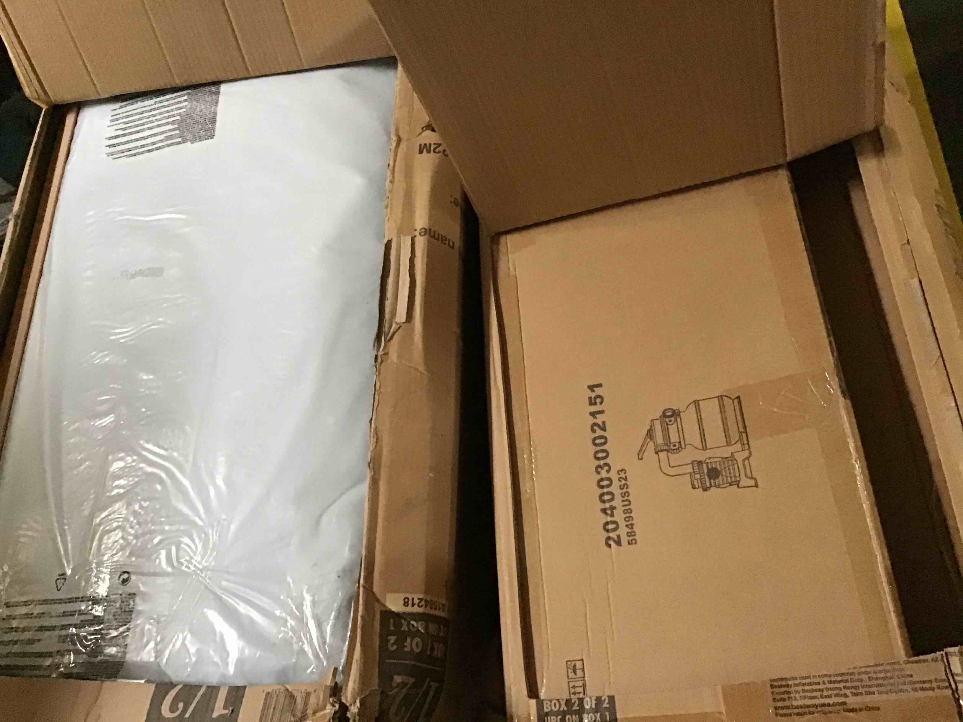 https://s3.amazonaws.com/lotting-images-prod/bidfta/BLU5278752_1692278523720.jpeg