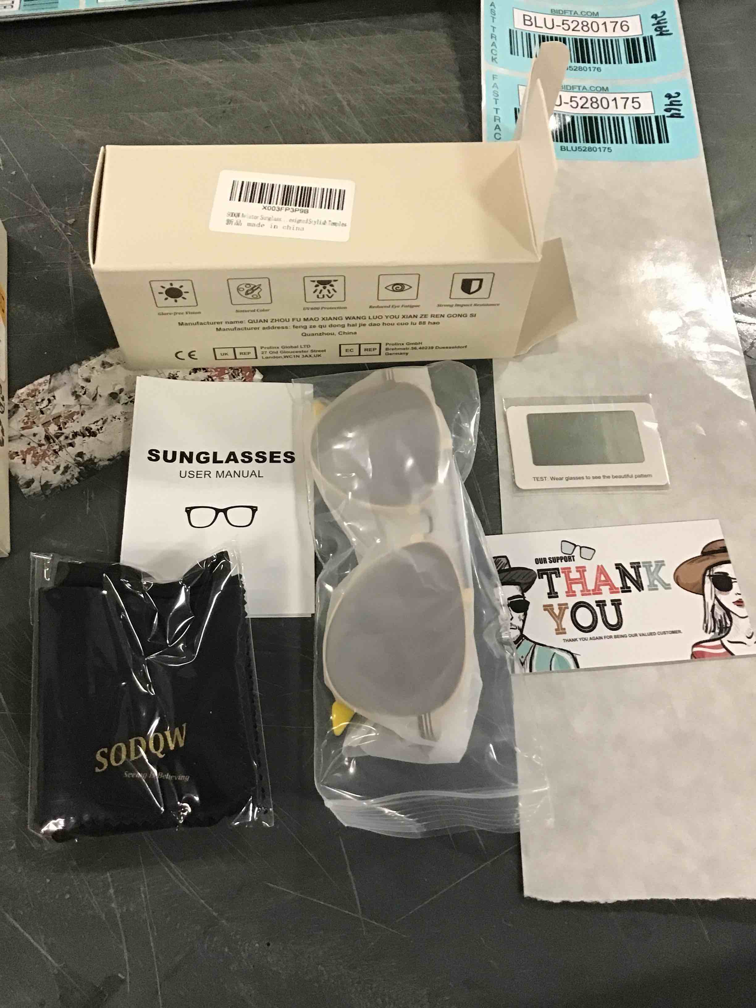 Lot of (10) SODQW Aviator Sunglasses (Yellow and Black(5)/White and Black(5))