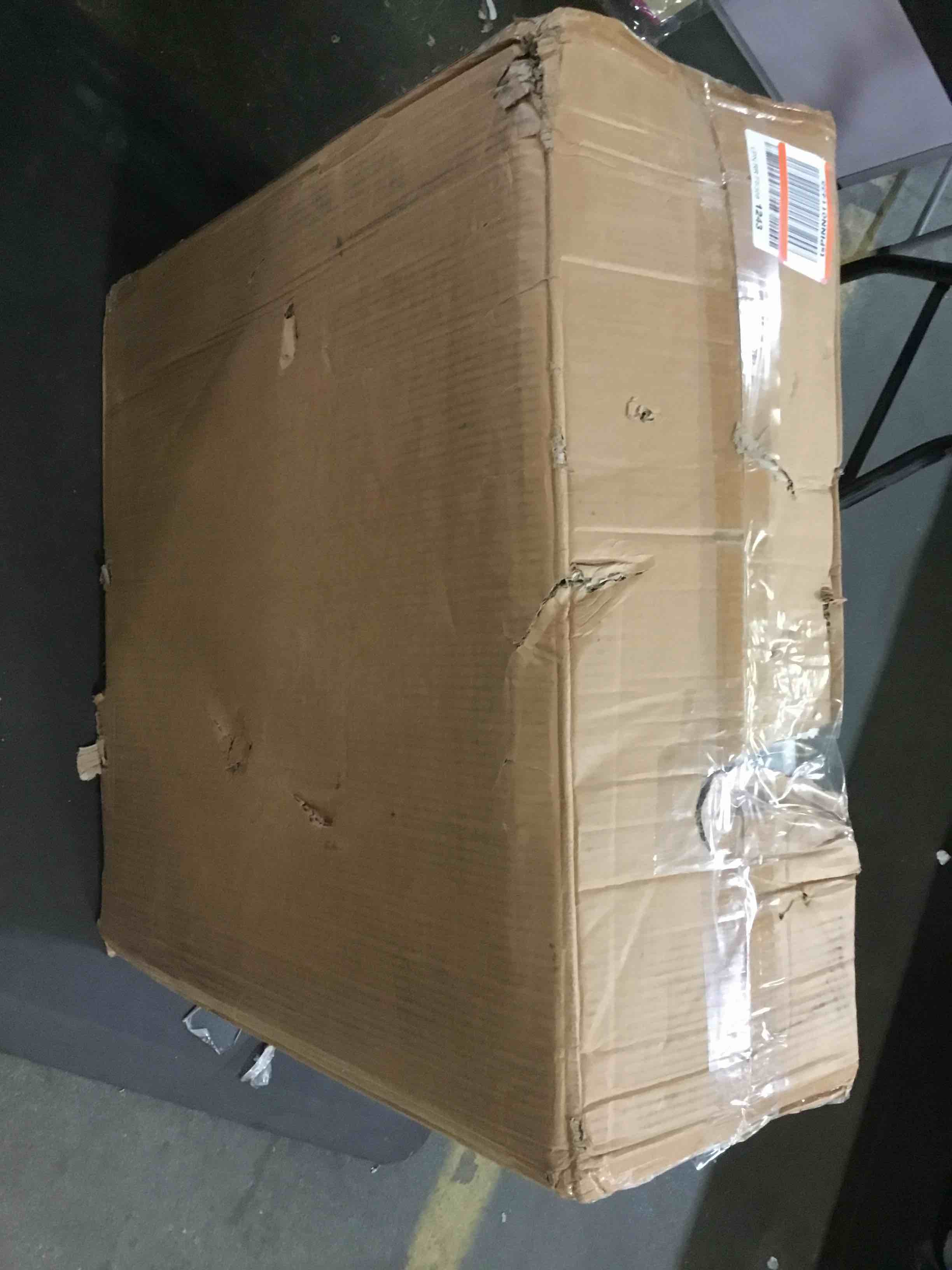 https://s3.amazonaws.com/lotting-images-prod/bidfta/BLU5282497_1689961380429.jpeg