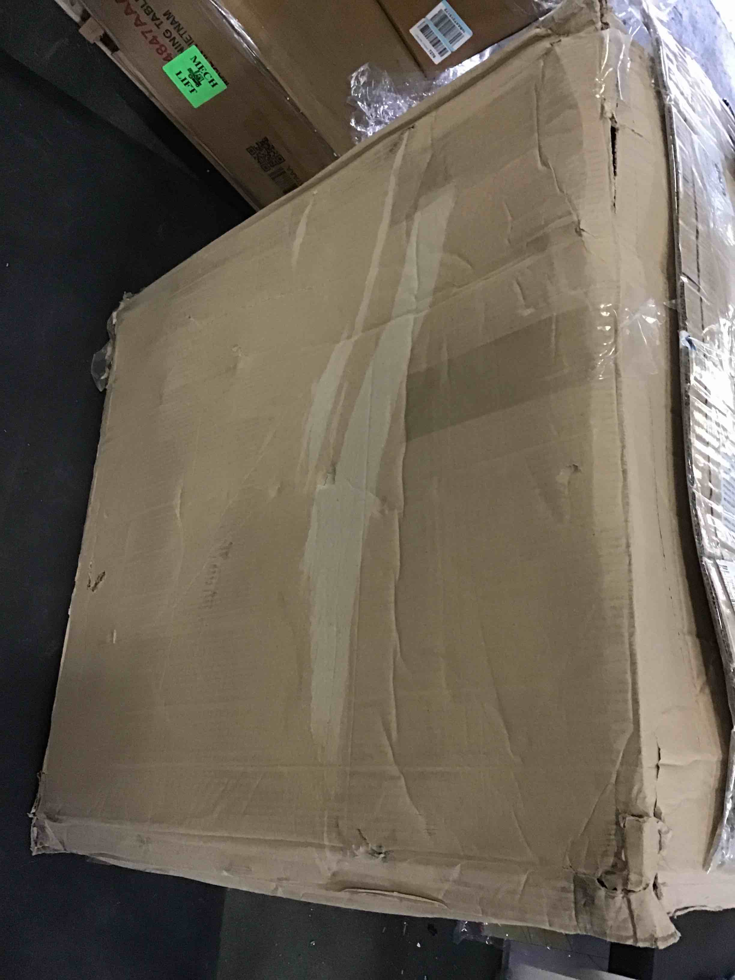 https://s3.amazonaws.com/lotting-images-prod/bidfta/BLU5282535_1689967253832.jpeg