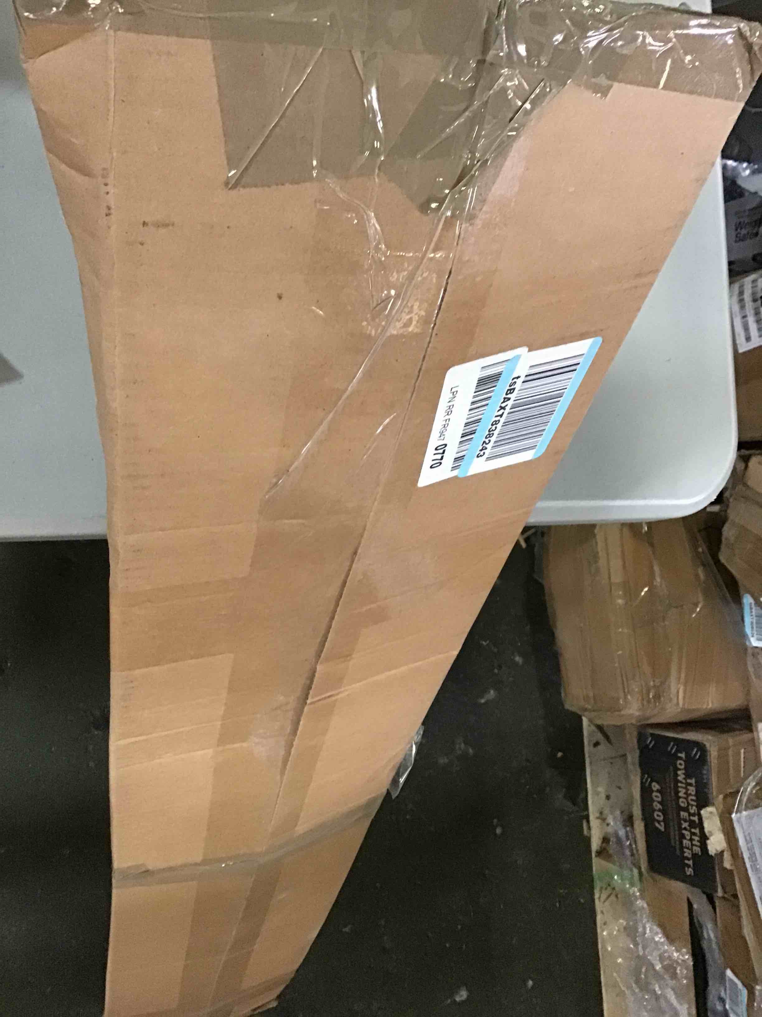 https://s3.amazonaws.com/lotting-images-prod/bidfta/BLU5283183_1690388545805.jpeg
