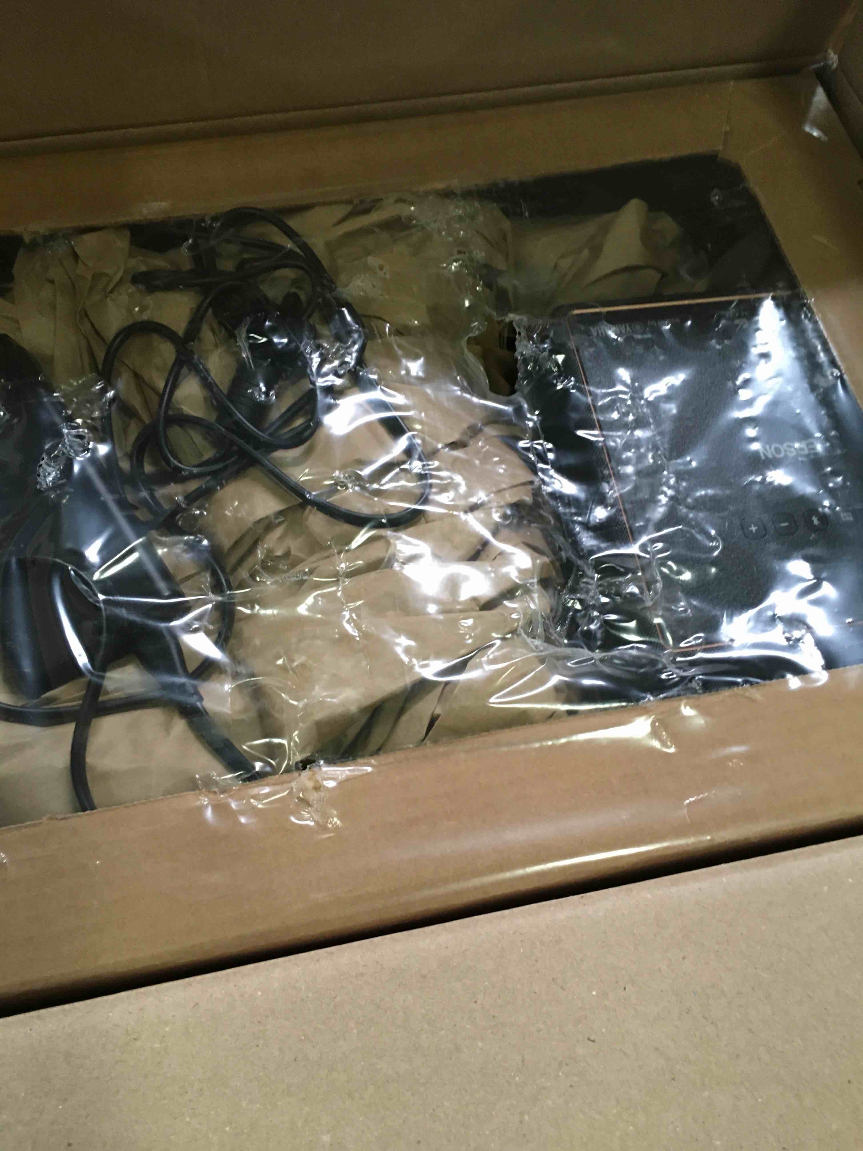 https://s3.amazonaws.com/lotting-images-prod/bidfta/BLU5283523_1689701841623.jpeg