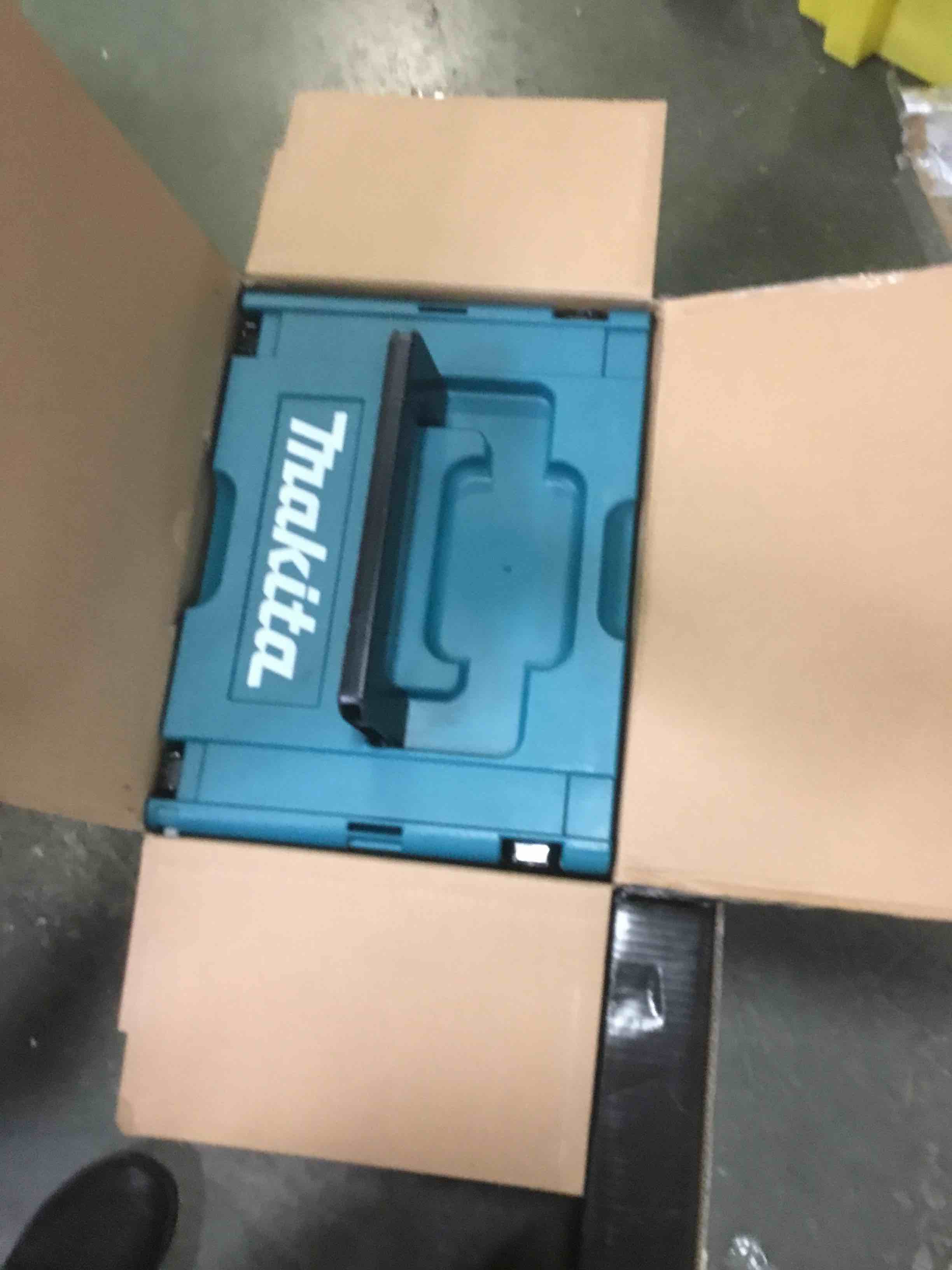https://s3.amazonaws.com/lotting-images-prod/bidfta/BLU5283757_1689791967465.jpeg
