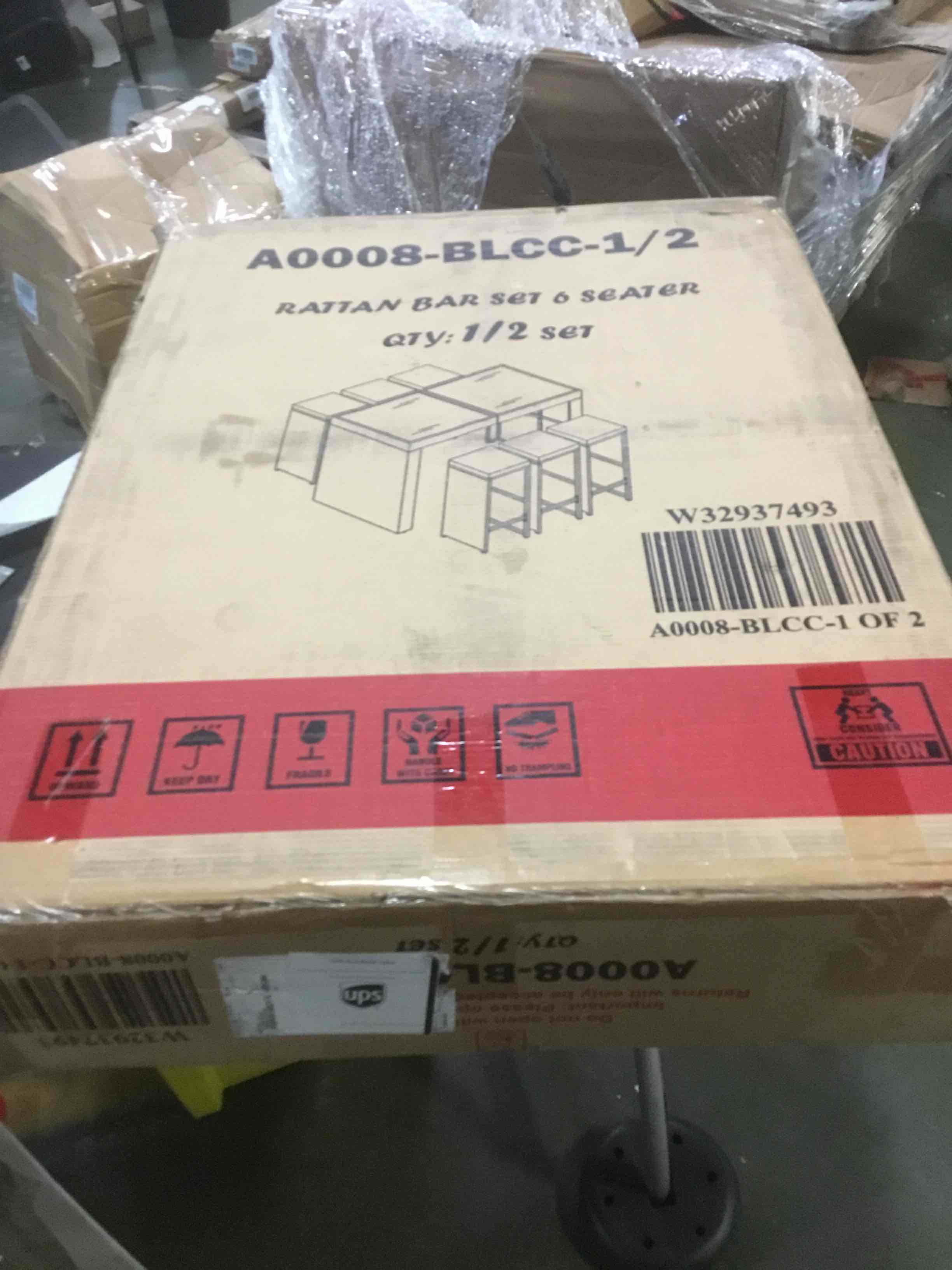 https://s3.amazonaws.com/lotting-images-prod/bidfta/BLU5283964_1689942898031.jpeg