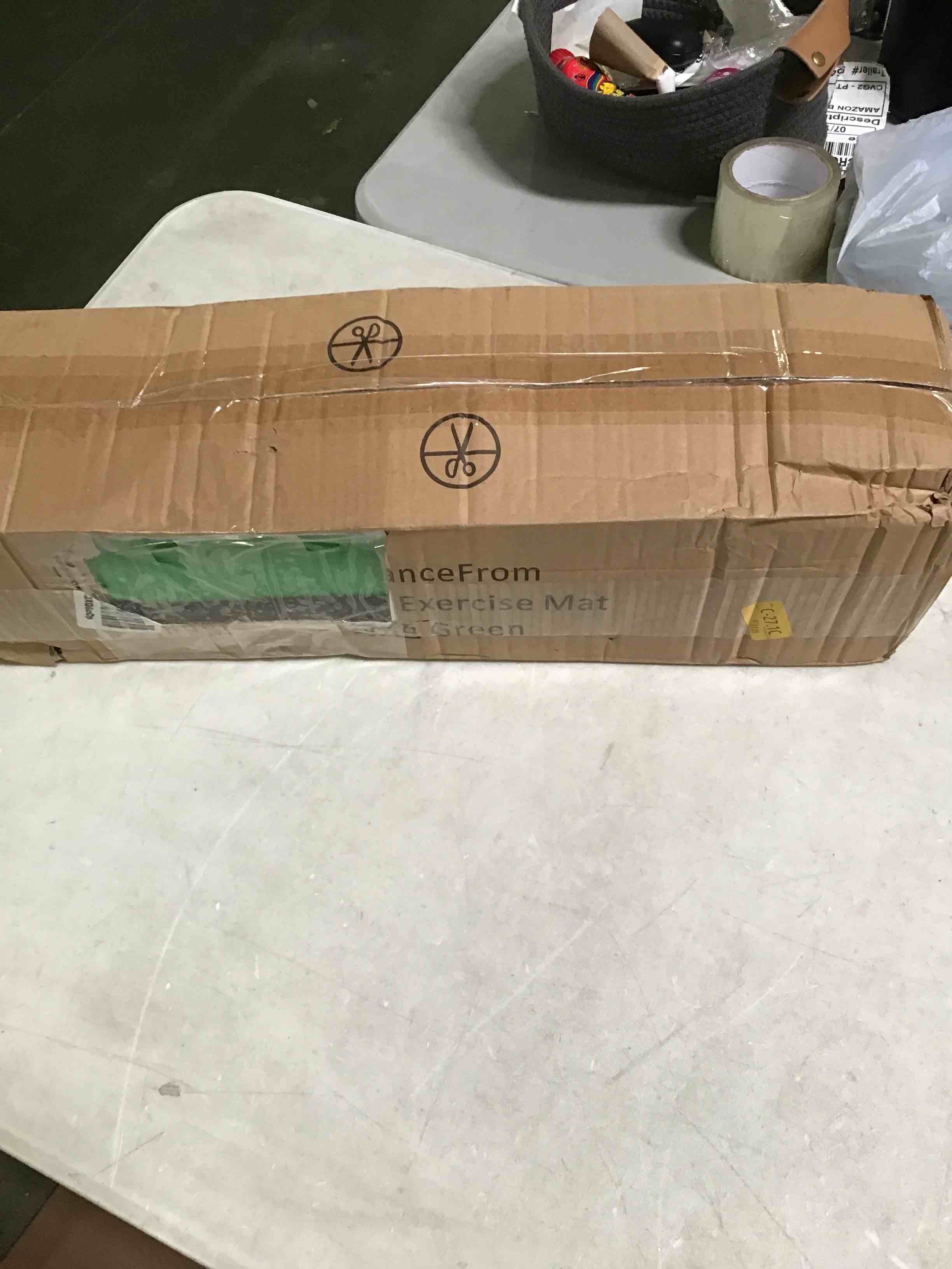 https://s3.amazonaws.com/lotting-images-prod/bidfta/BLU5284415_1690305690431.jpeg