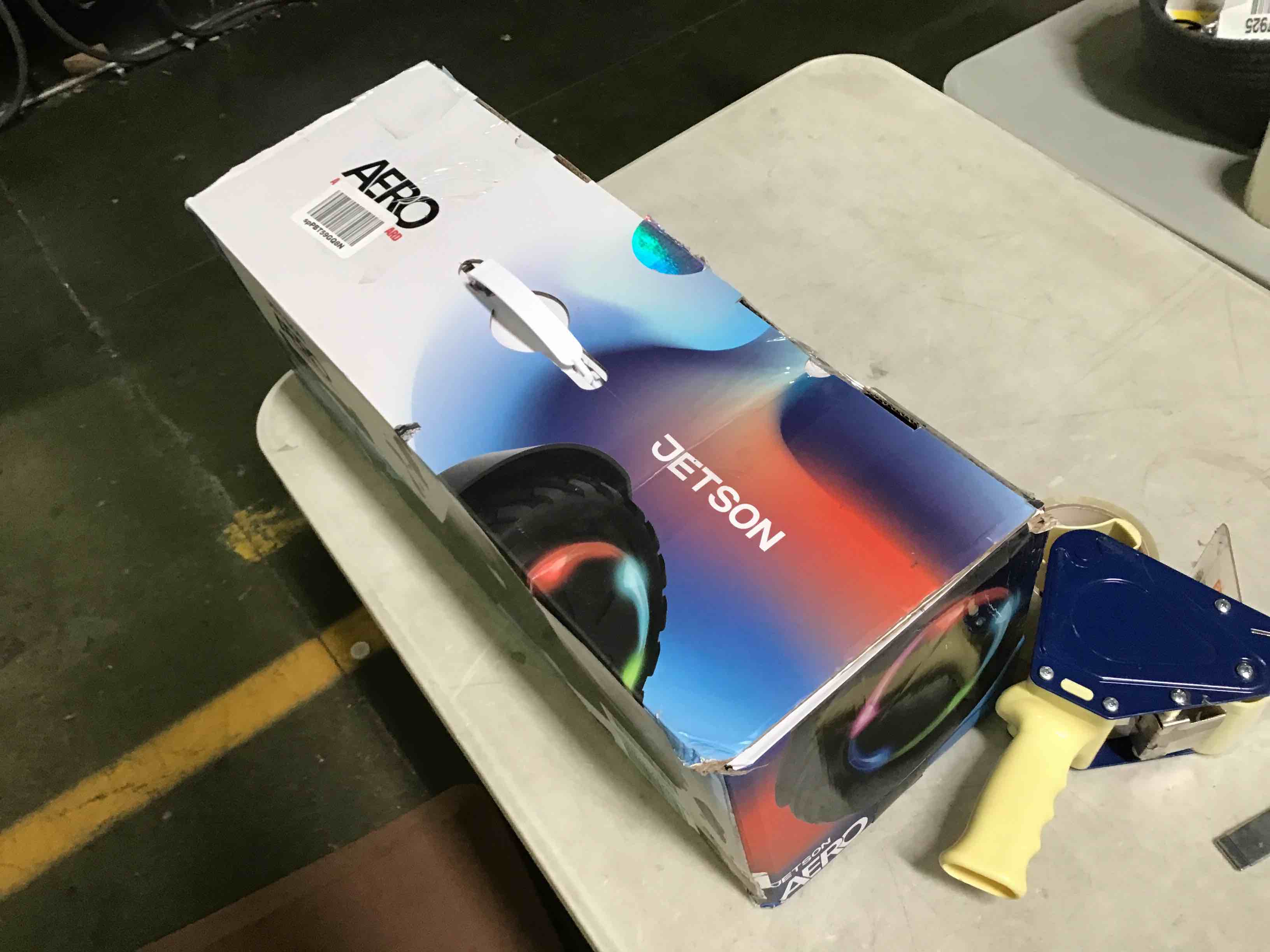 https://s3.amazonaws.com/lotting-images-prod/bidfta/BLU5284424_1690306581793.jpeg
